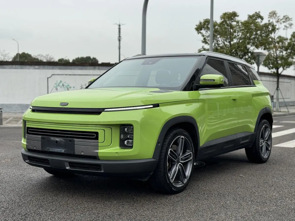 Geely ICON  из Китая