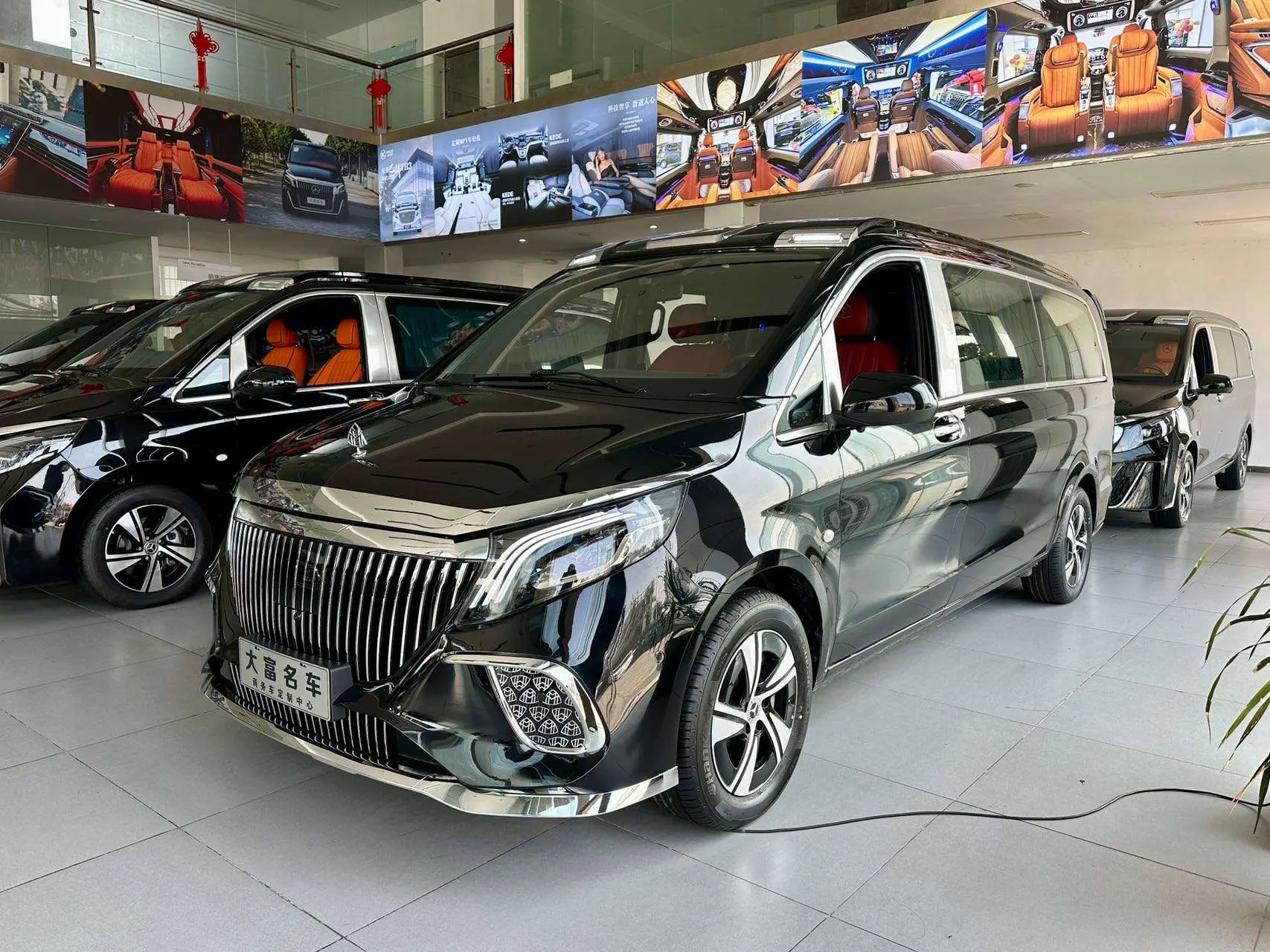 Mercedes-Benz Vito  из Китая