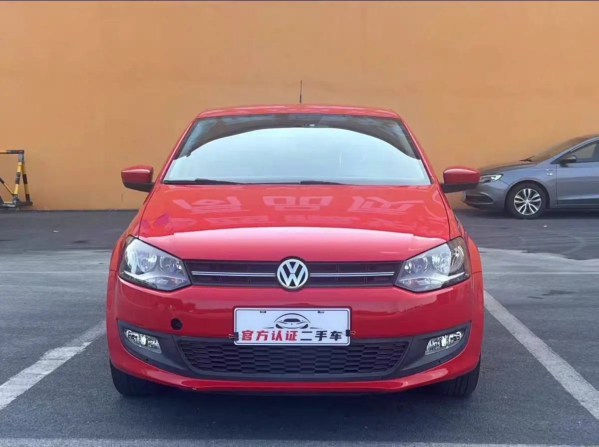 Volkswagen Polo  из Китая