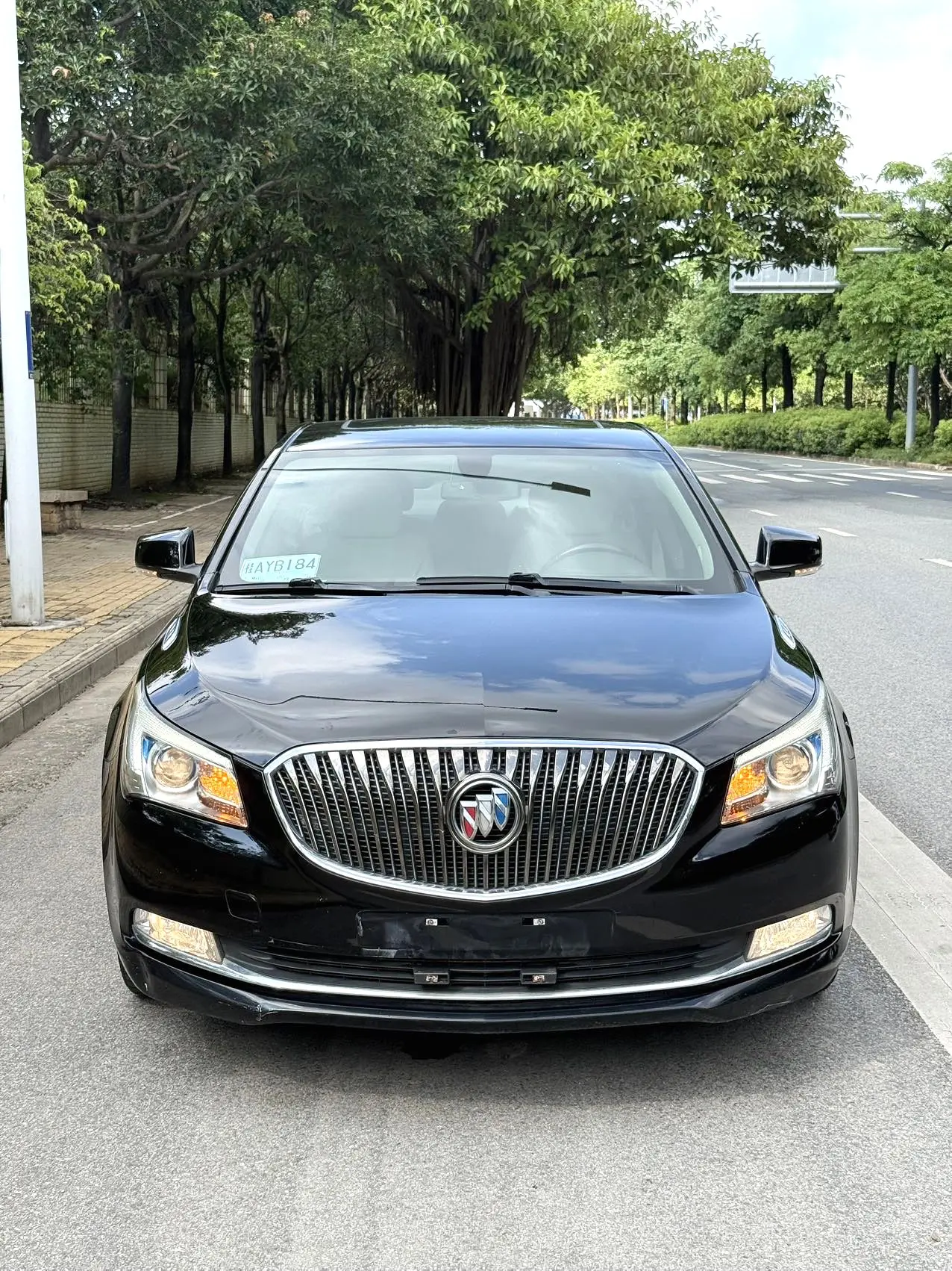 Buick LaCrosse  из Китая
