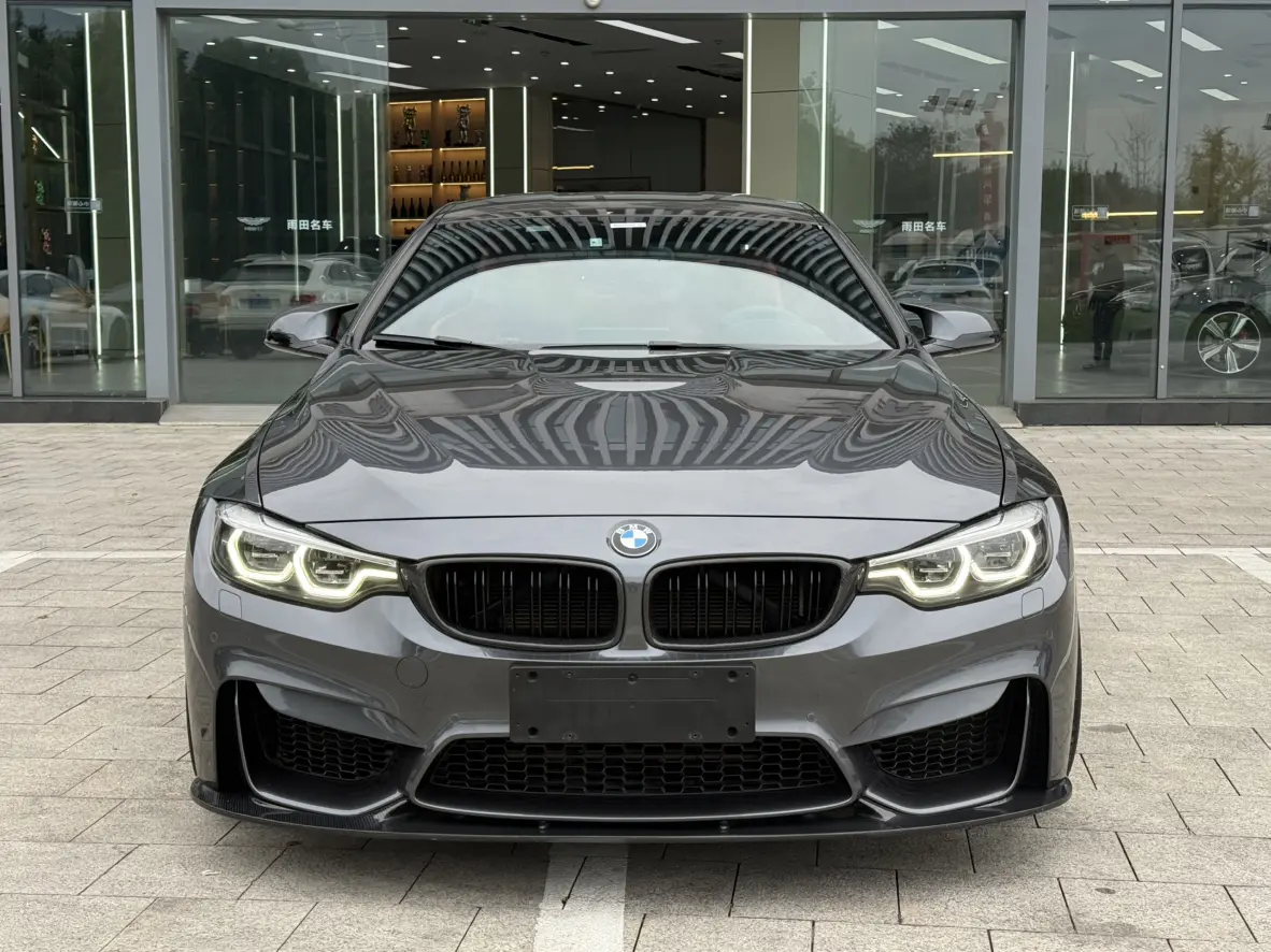 BMW M4  из Китая