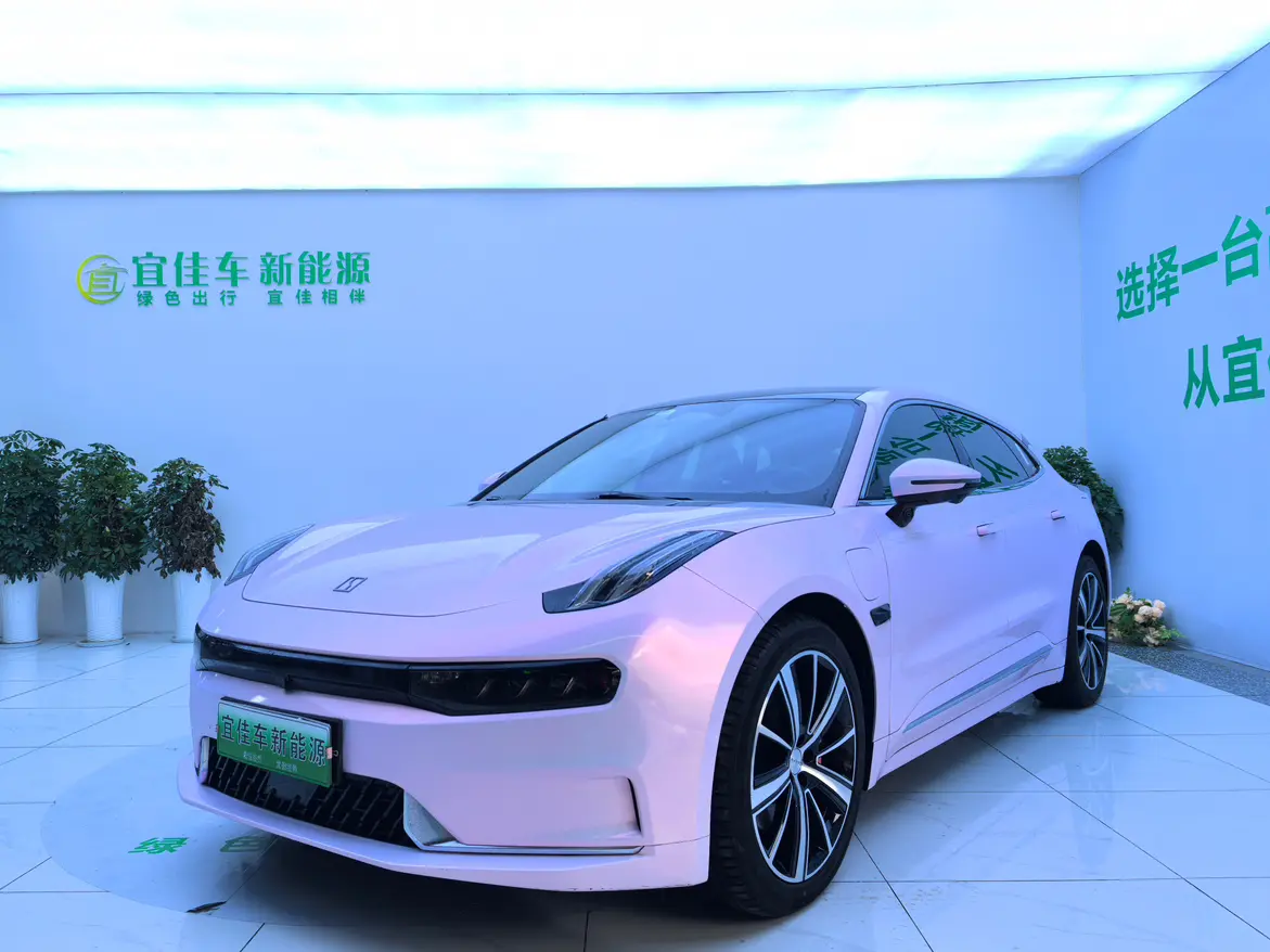 ZEEKR 001  из Китая