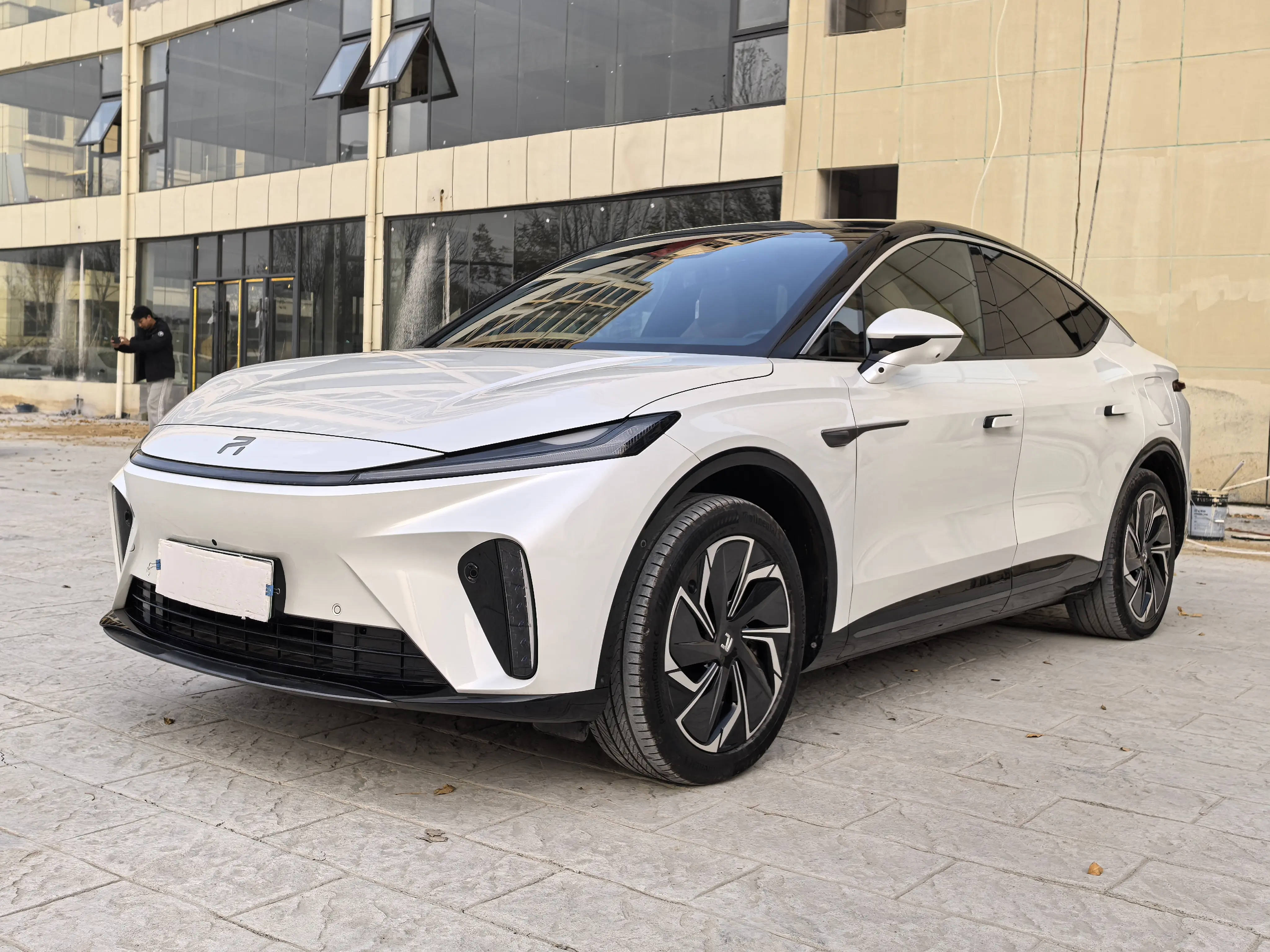 Rising Auto Feifan R7  из Китая