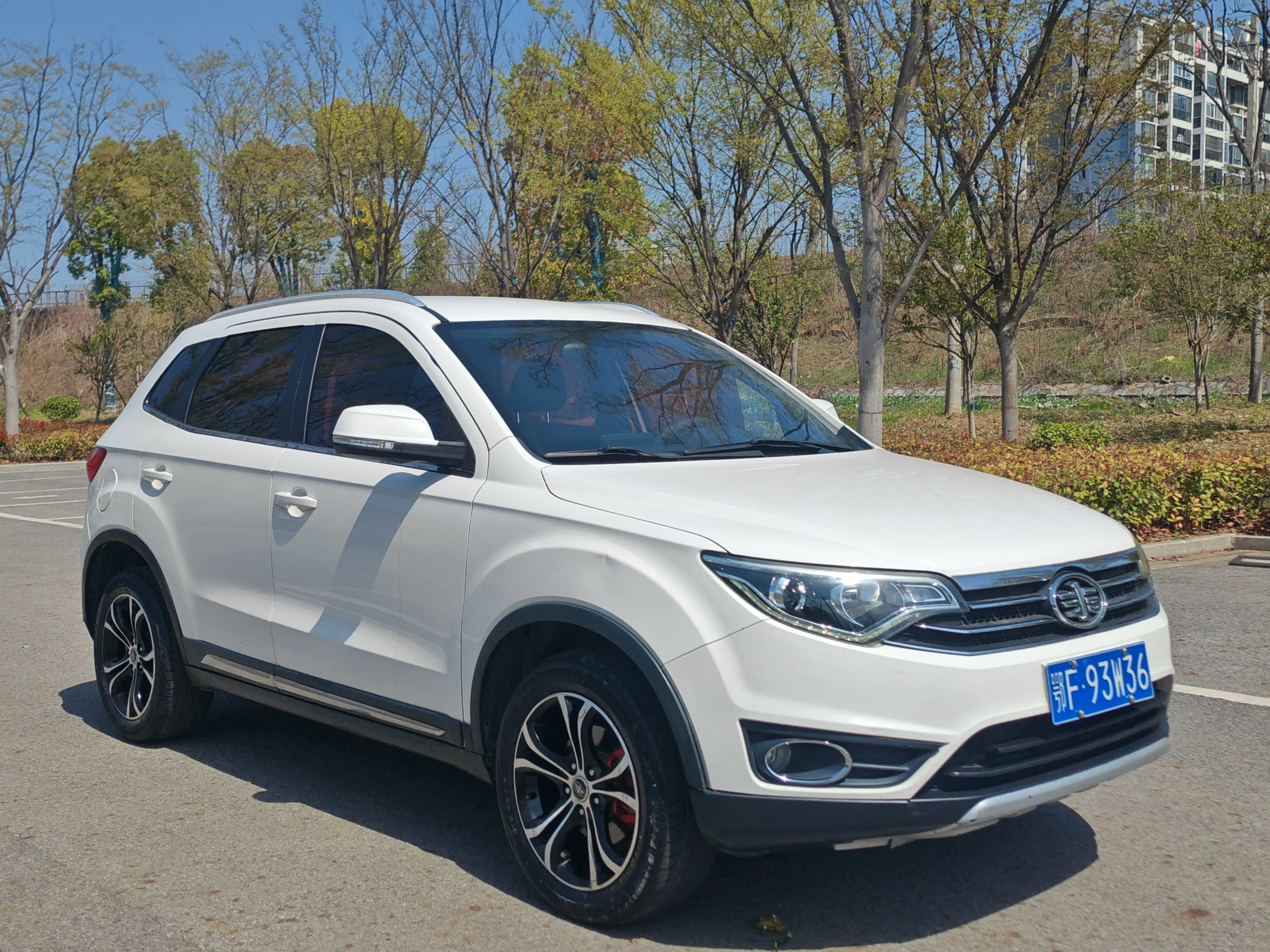 FAW Senya R7  из Китая