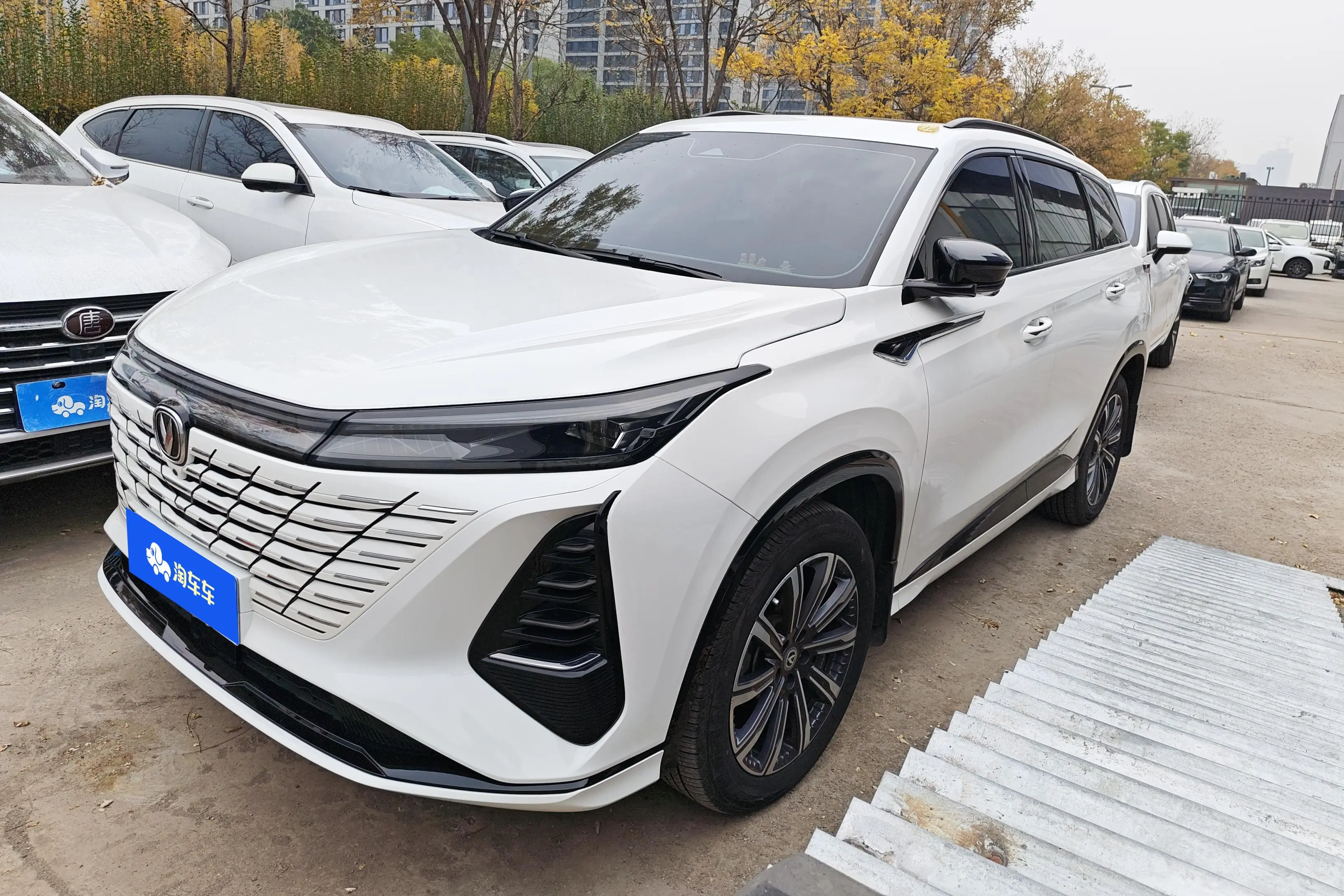Changan CS75 PLUS  из Китая