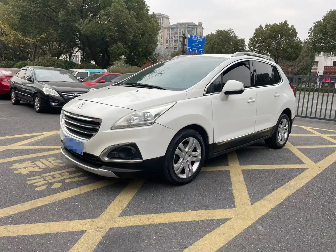 Peugeot 3008  из Китая