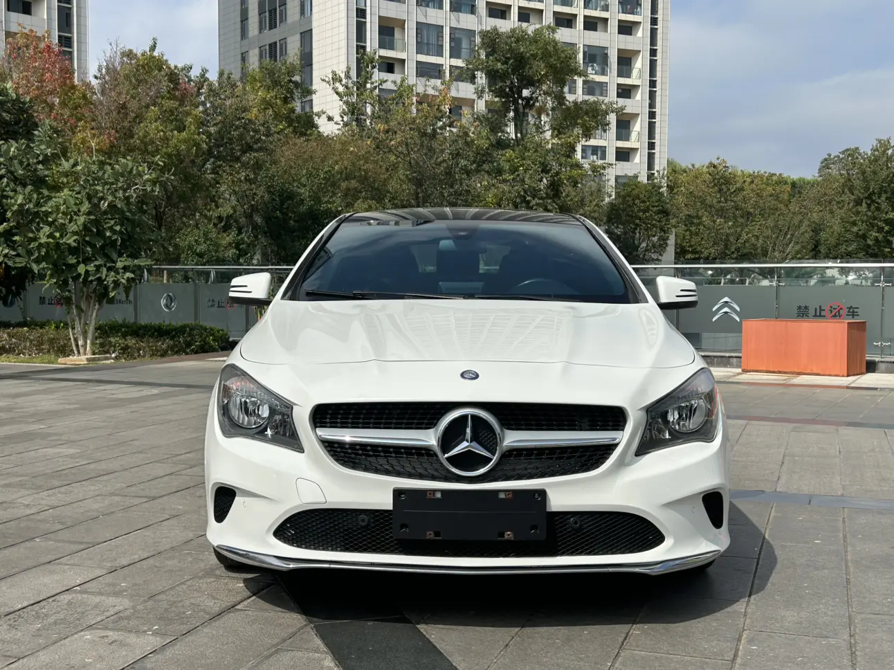 Mercedes-Benz Mercedes CLA  из Китая