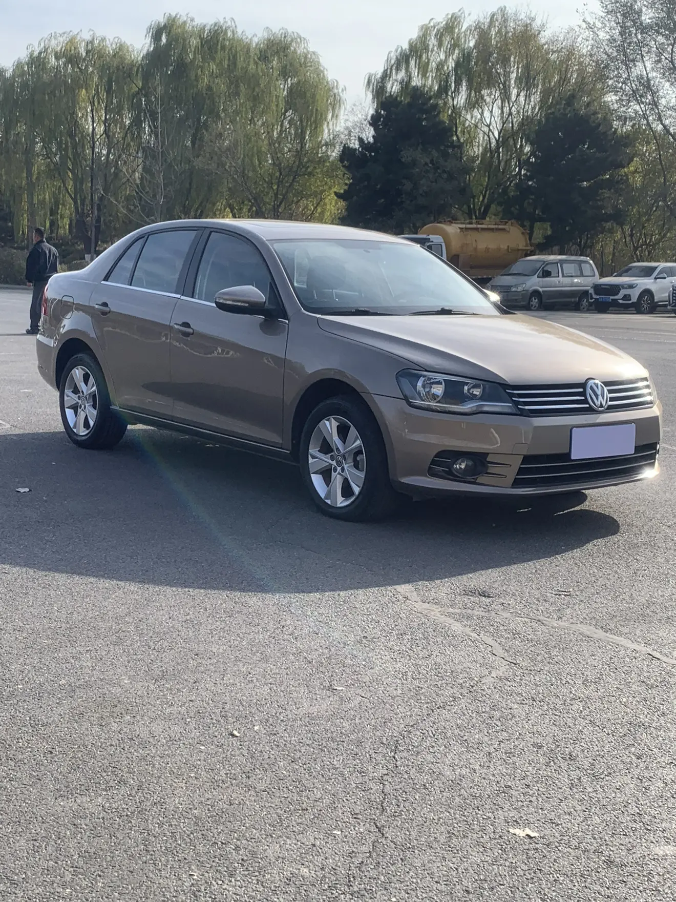 Volkswagen Bora  из Китая