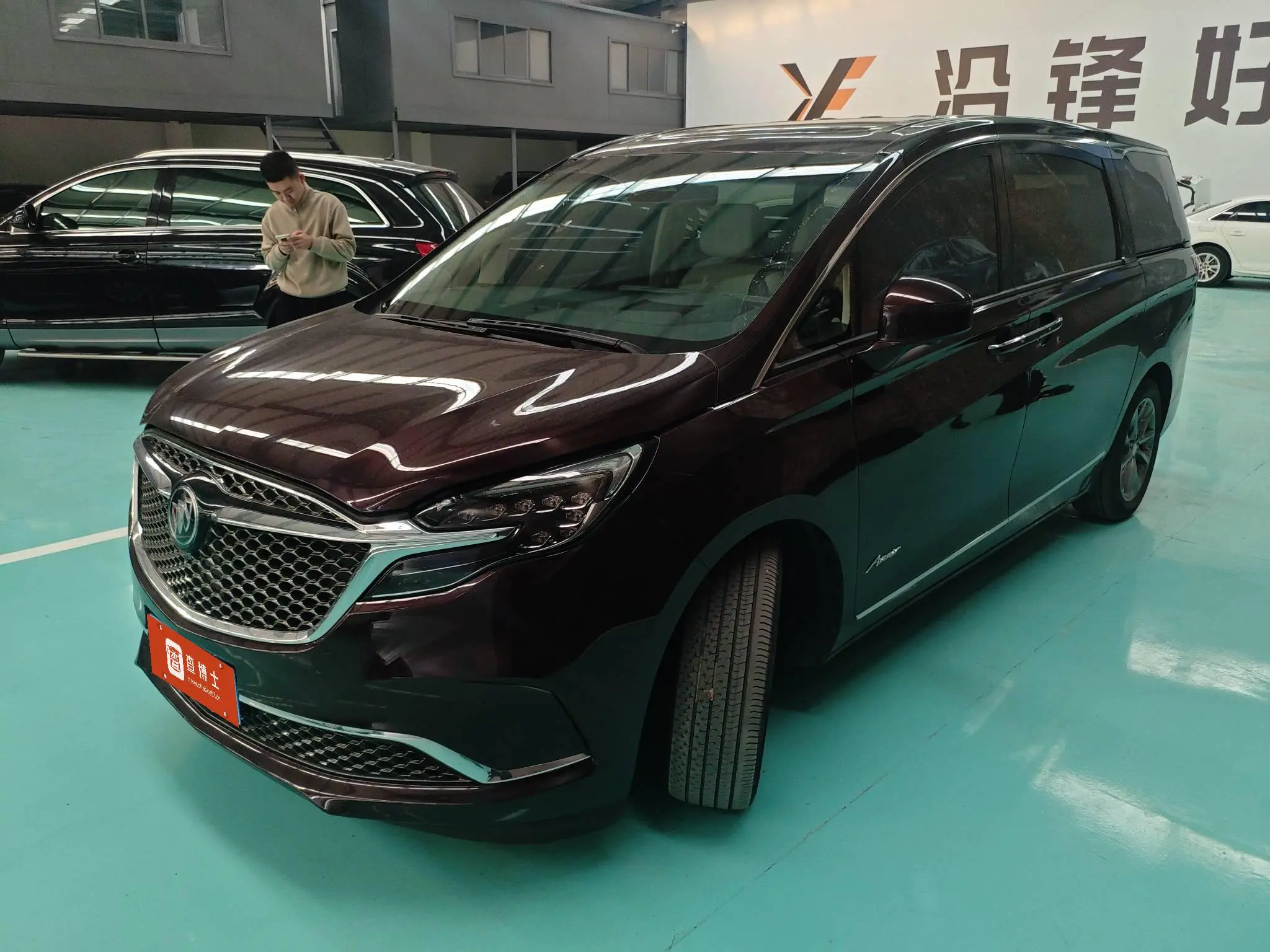 Buick GL8  из Китая