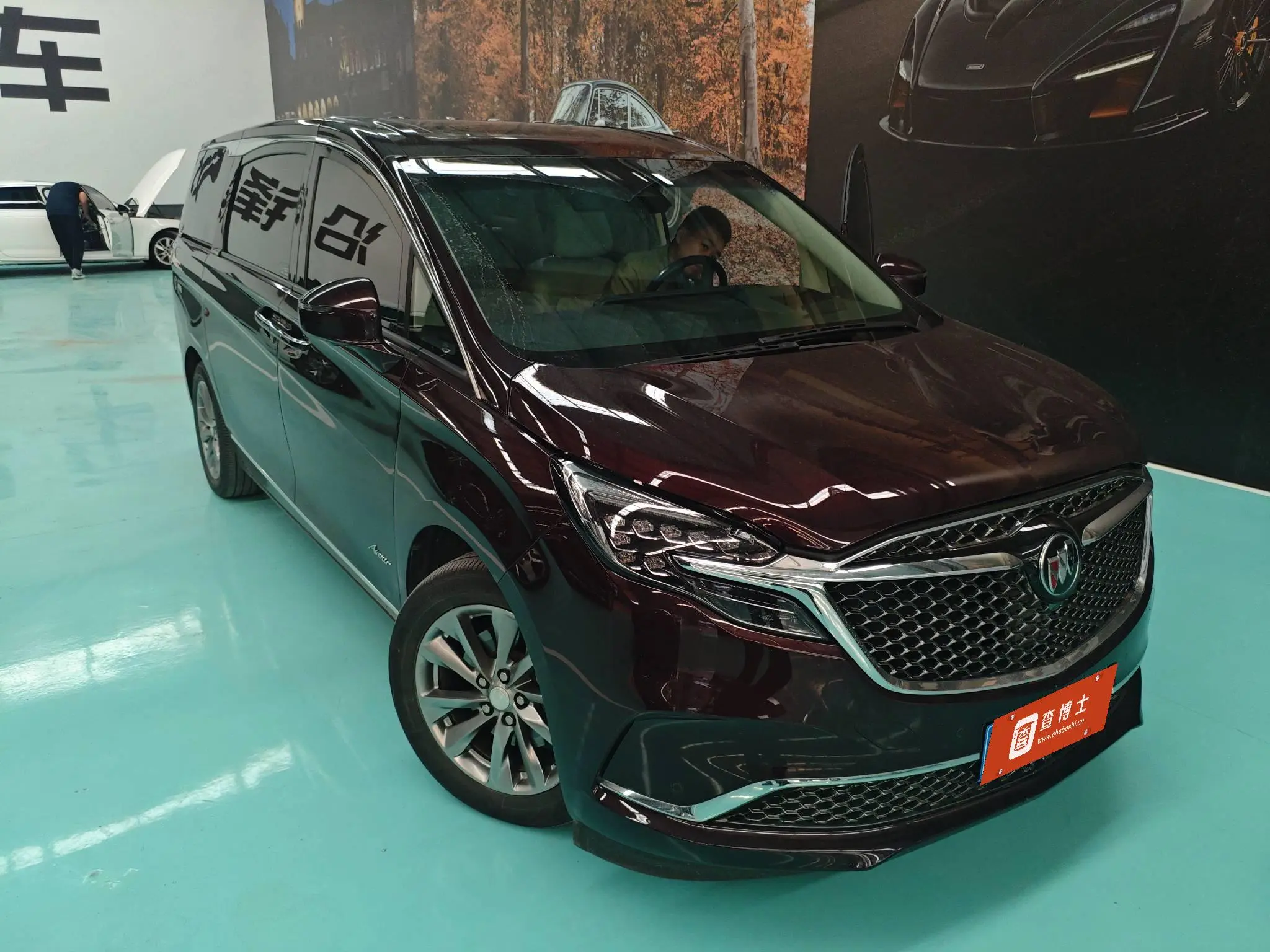 Buick GL8  из Китая