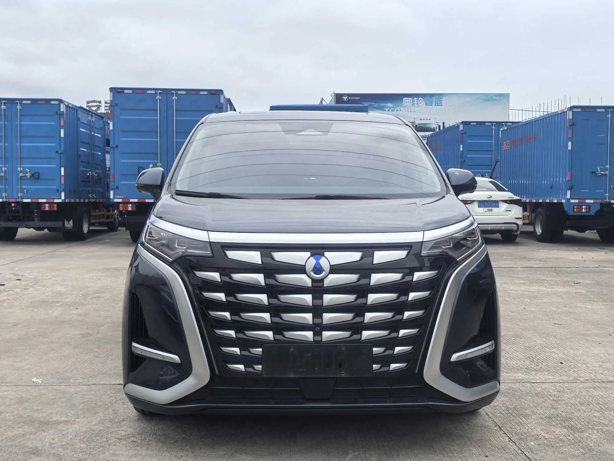 Denza D9 DM  из Китая