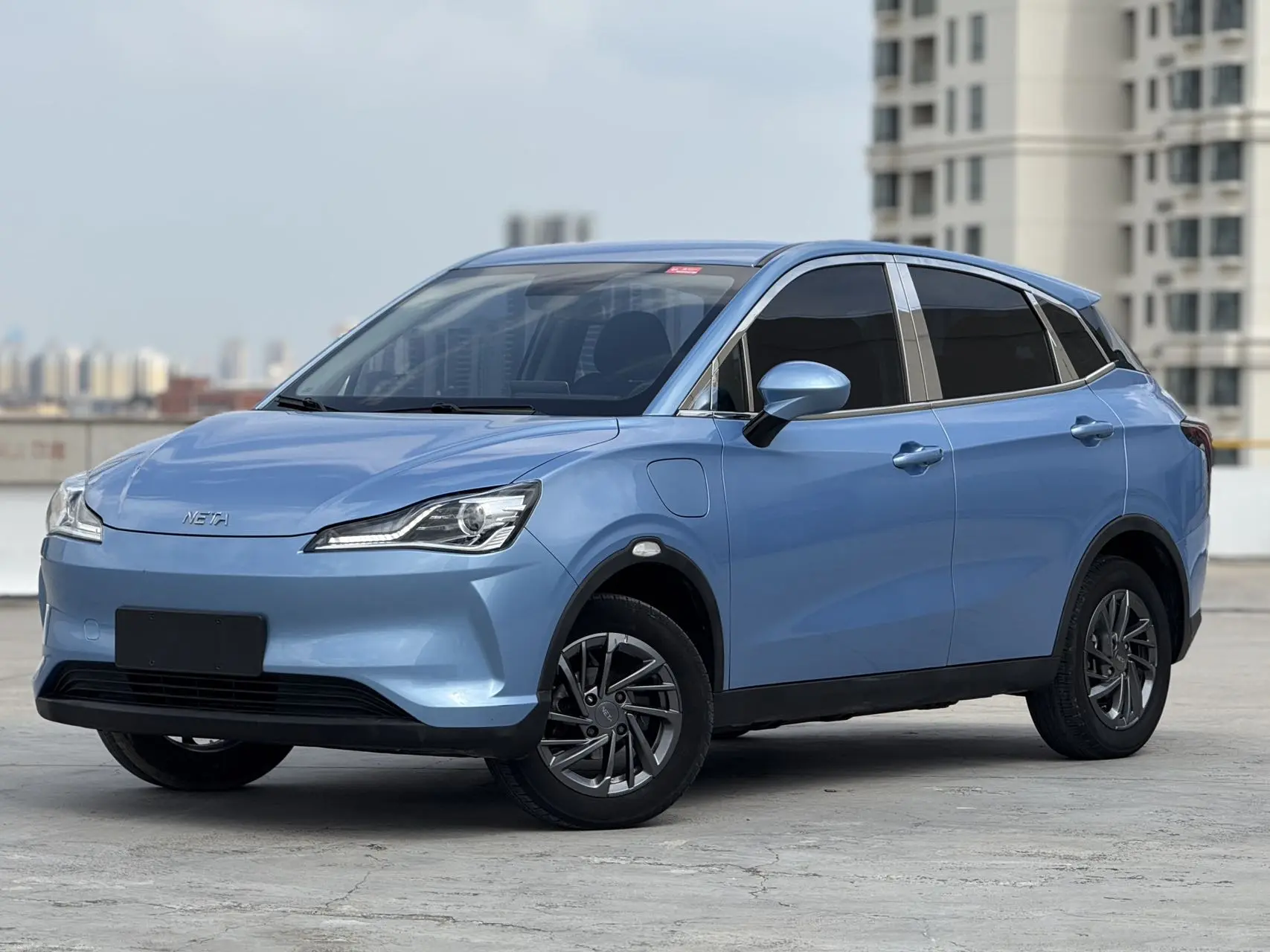 NETA Nezha V  из Китая