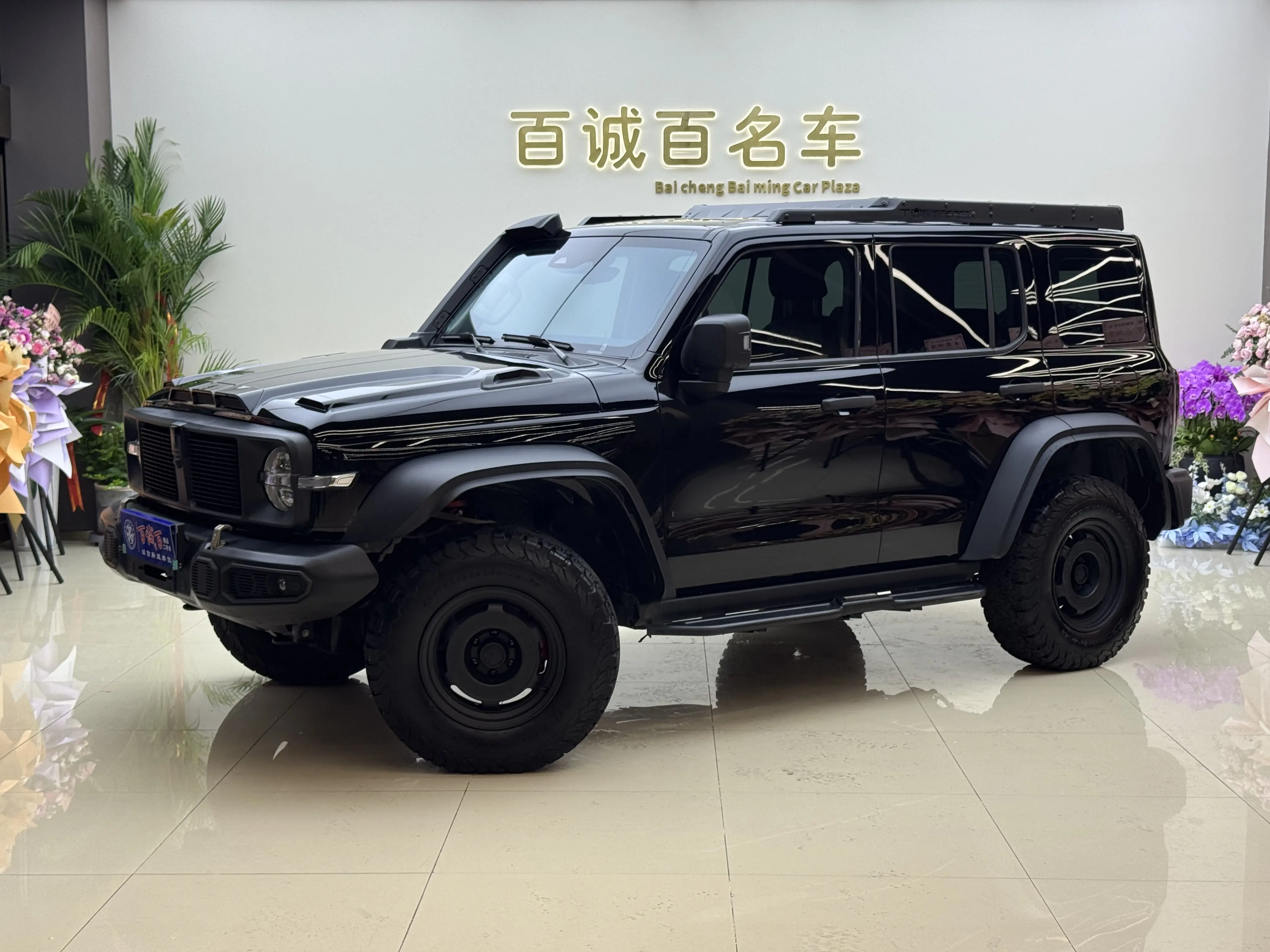 Tank 300  из Китая