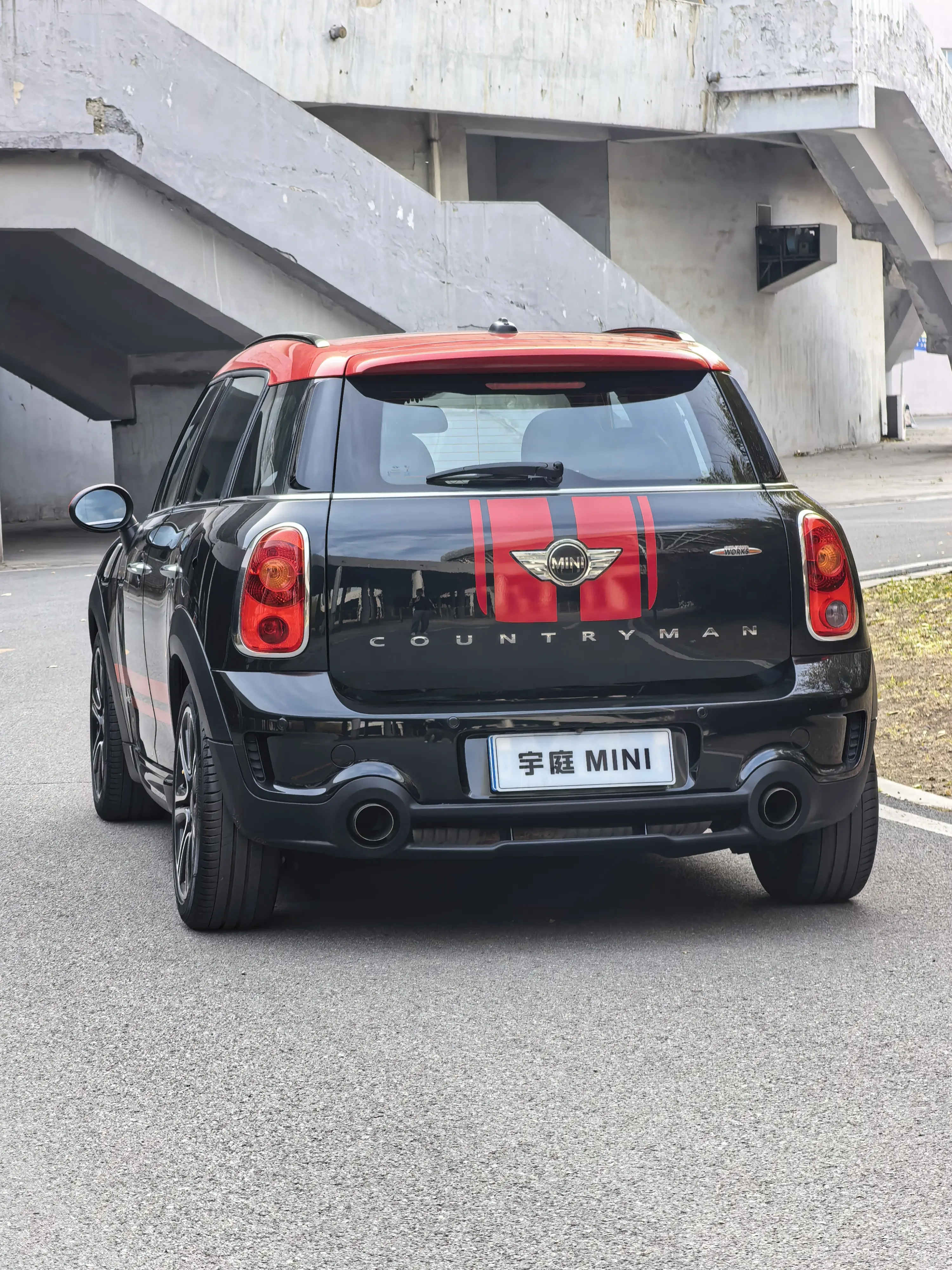 MINI JCW COUNTRYMAN
