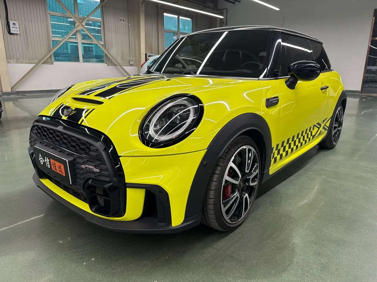 MINI JCW  из Китая