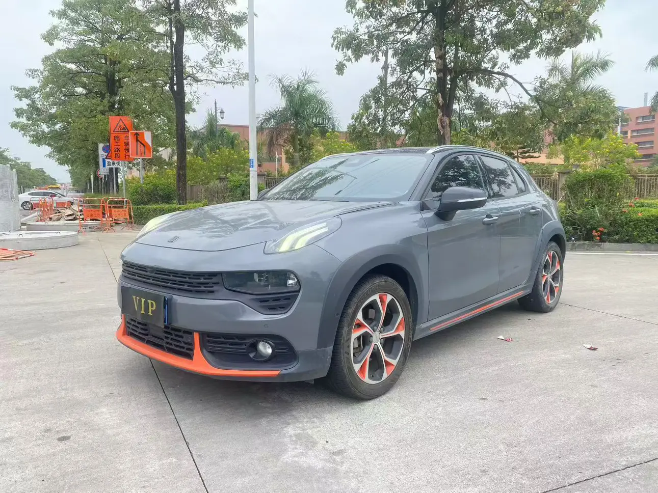 Lynk & Co 02  из Китая