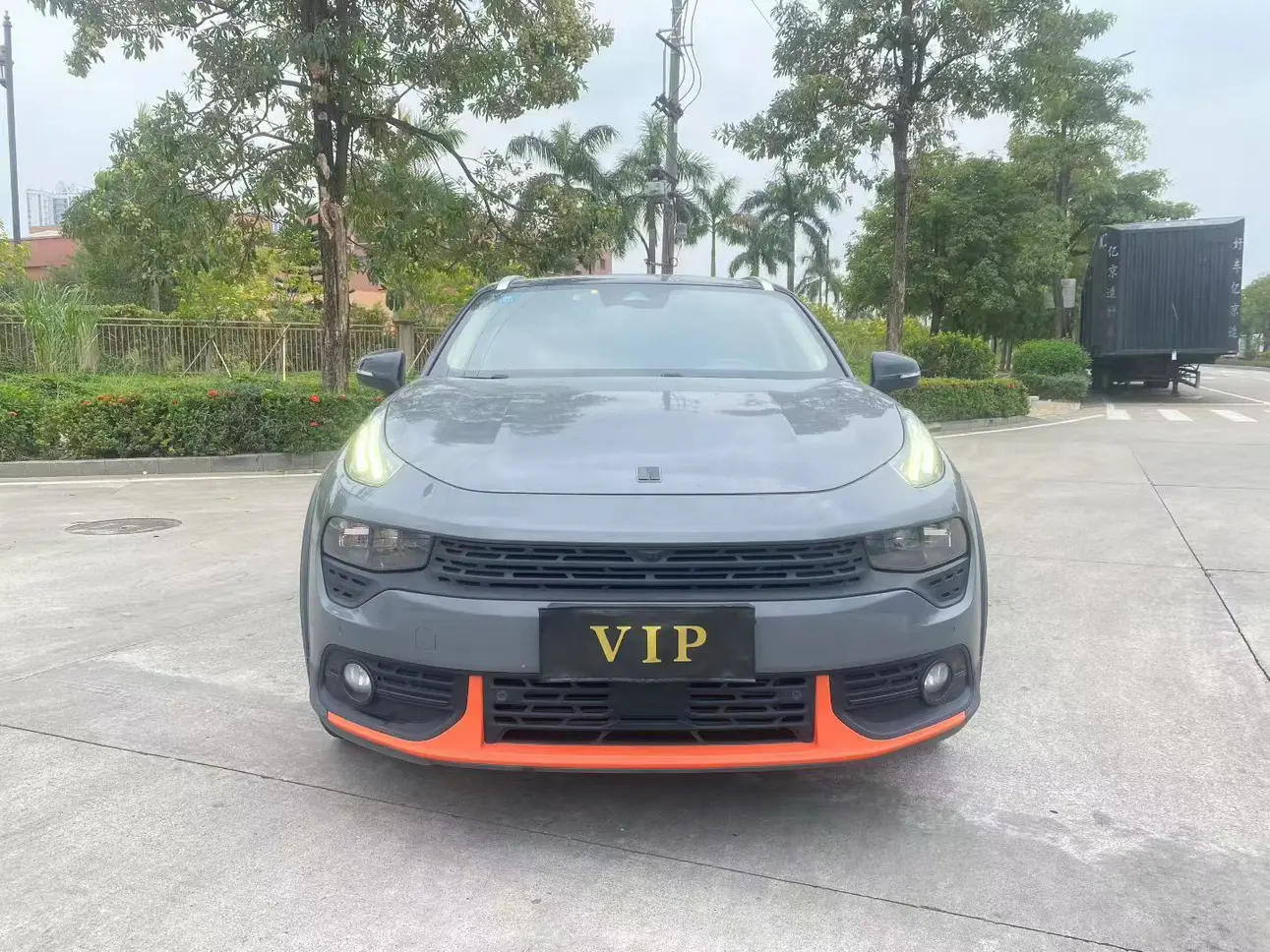 Lynk & Co 02  из Китая