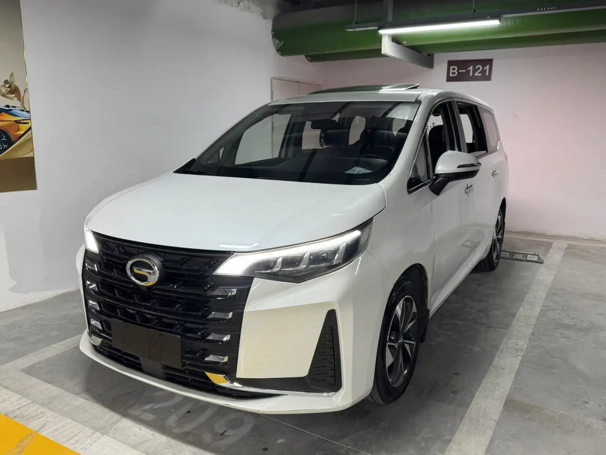 GAC Trumpchi M6  из Китая