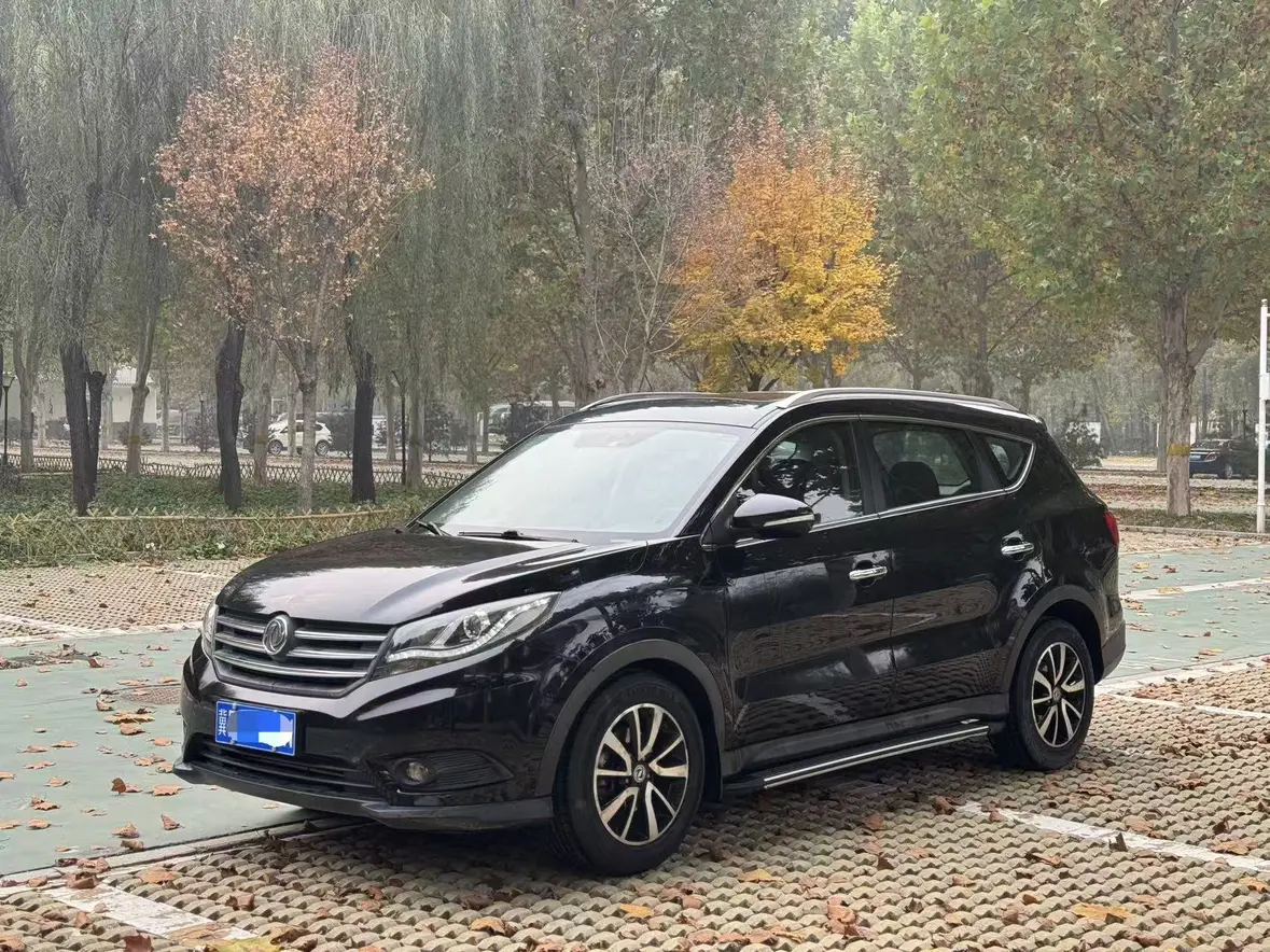 Dongfeng Fengon 580  из Китая