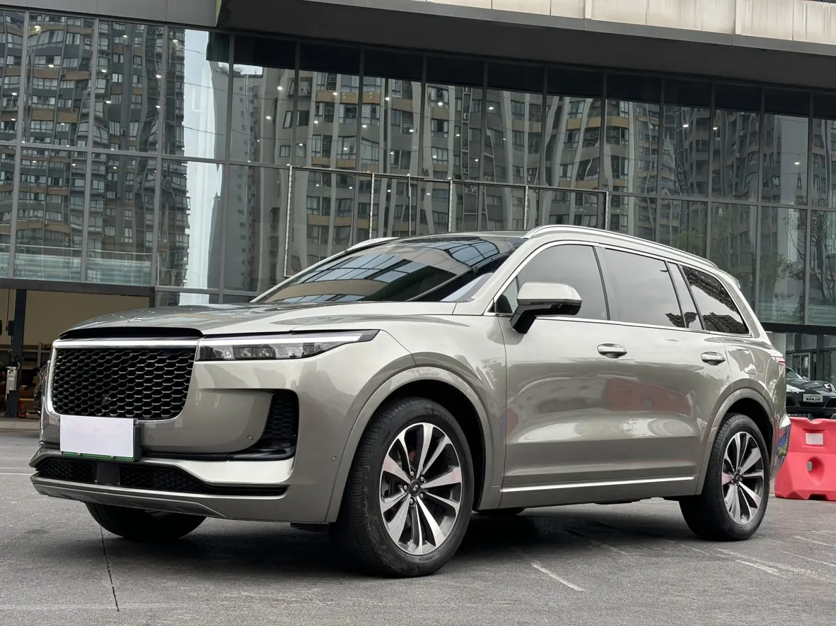 Li ONE (Ideal ONE)  из Китая