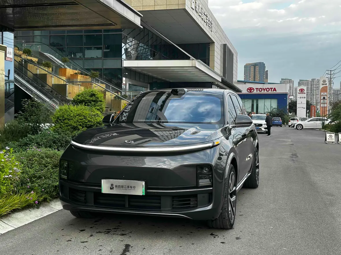 Li L9 (Ideal L9)  из Китая