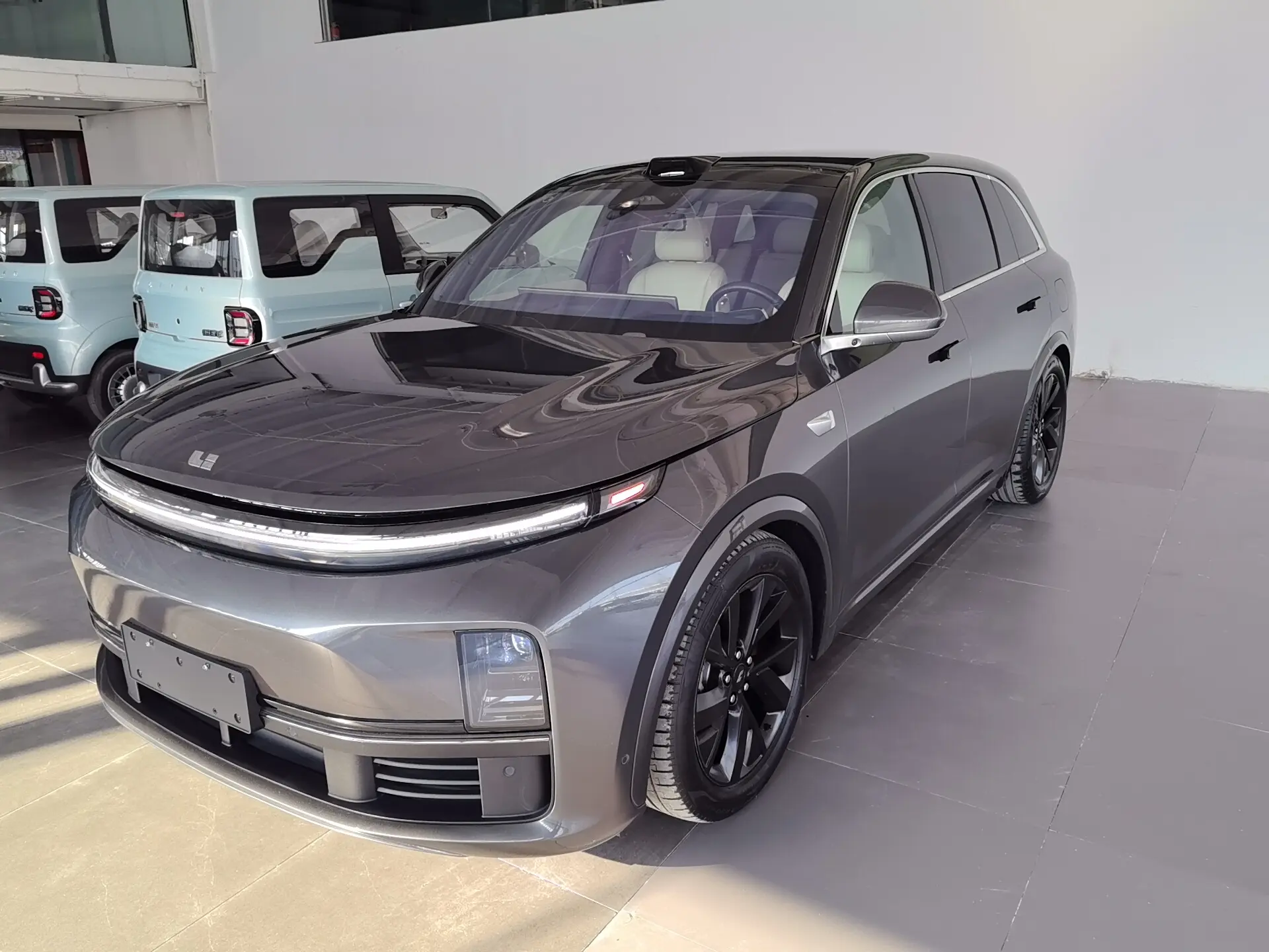 Li L7 (Ideal L7)  из Китая