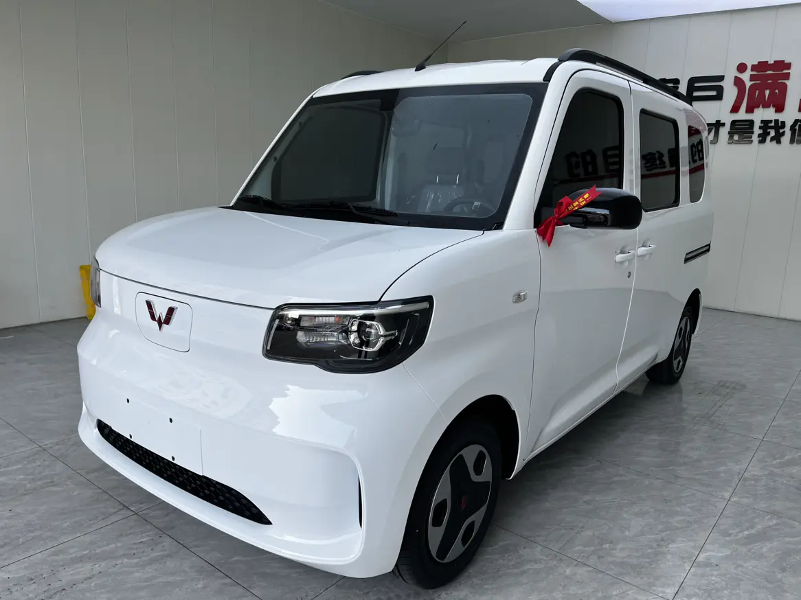 Wuling Zhiguang EV  из Китая