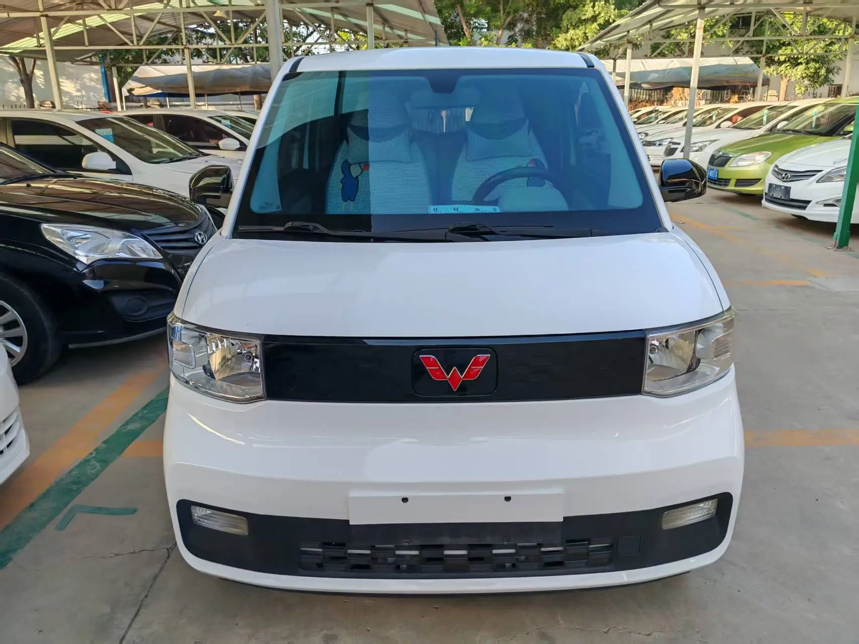 Wuling Hongguang MINIEV  из Китая