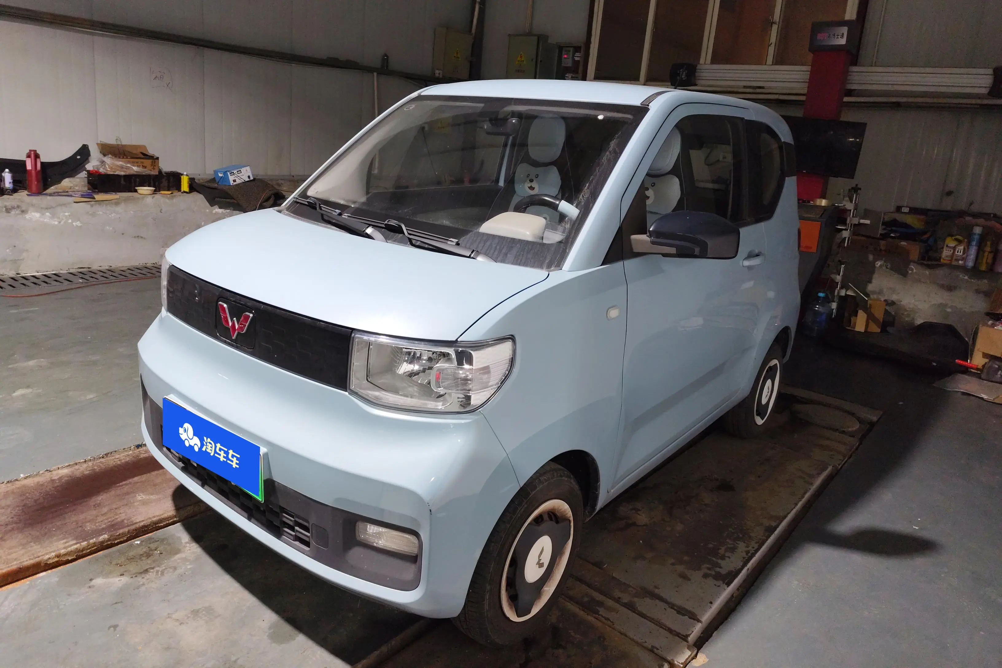 Wuling Hongguang MINIEV  из Китая