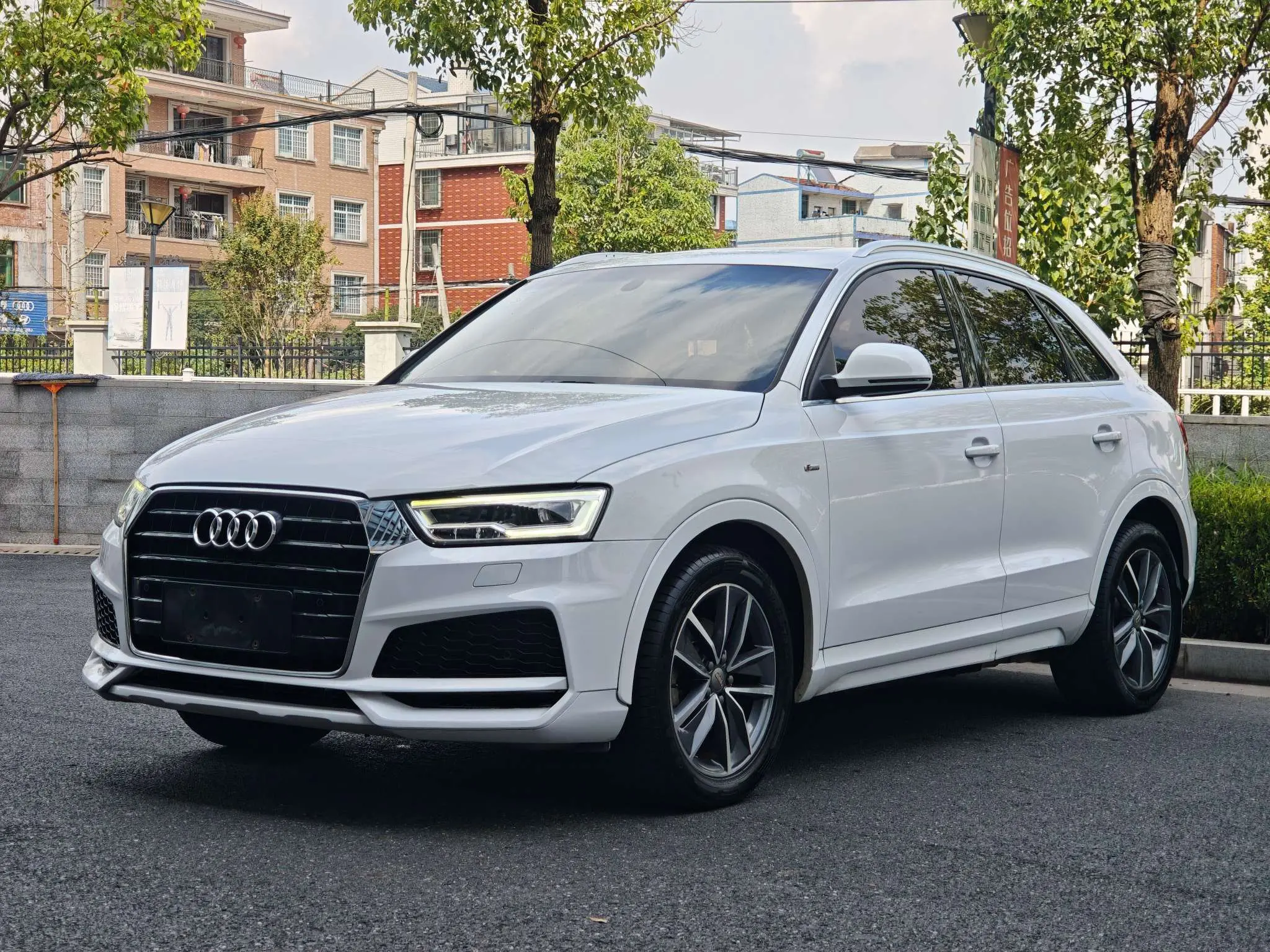 Audi Q3  из Китая