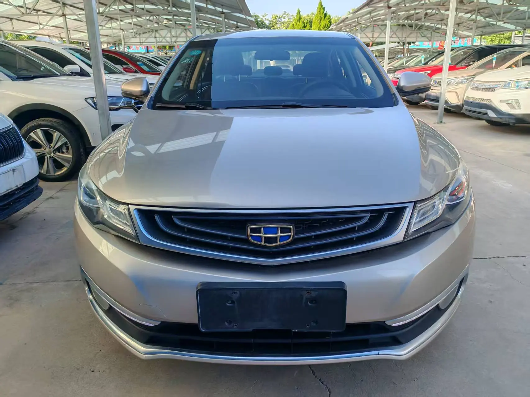 Geely Emgrand GL  из Китая
