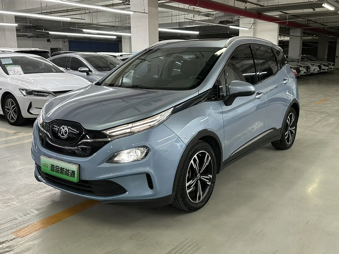 BAIC Beijing EX3  из Китая