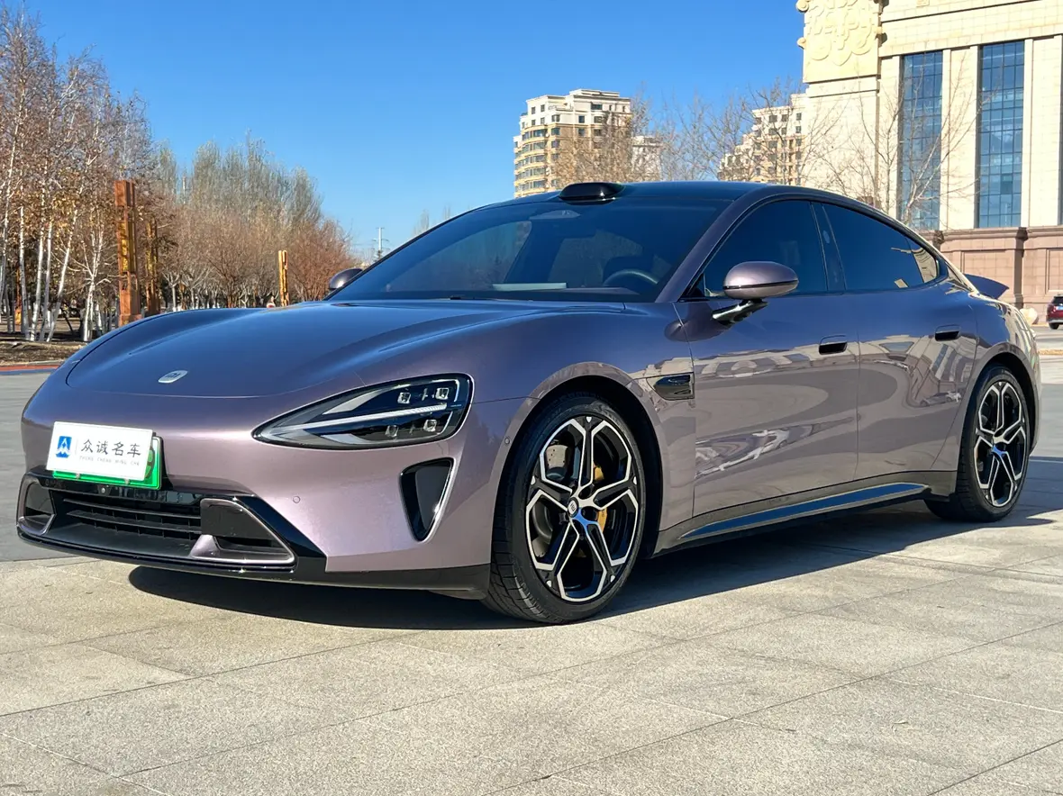 Xiaomi car Xiaomi SU7  из Китая