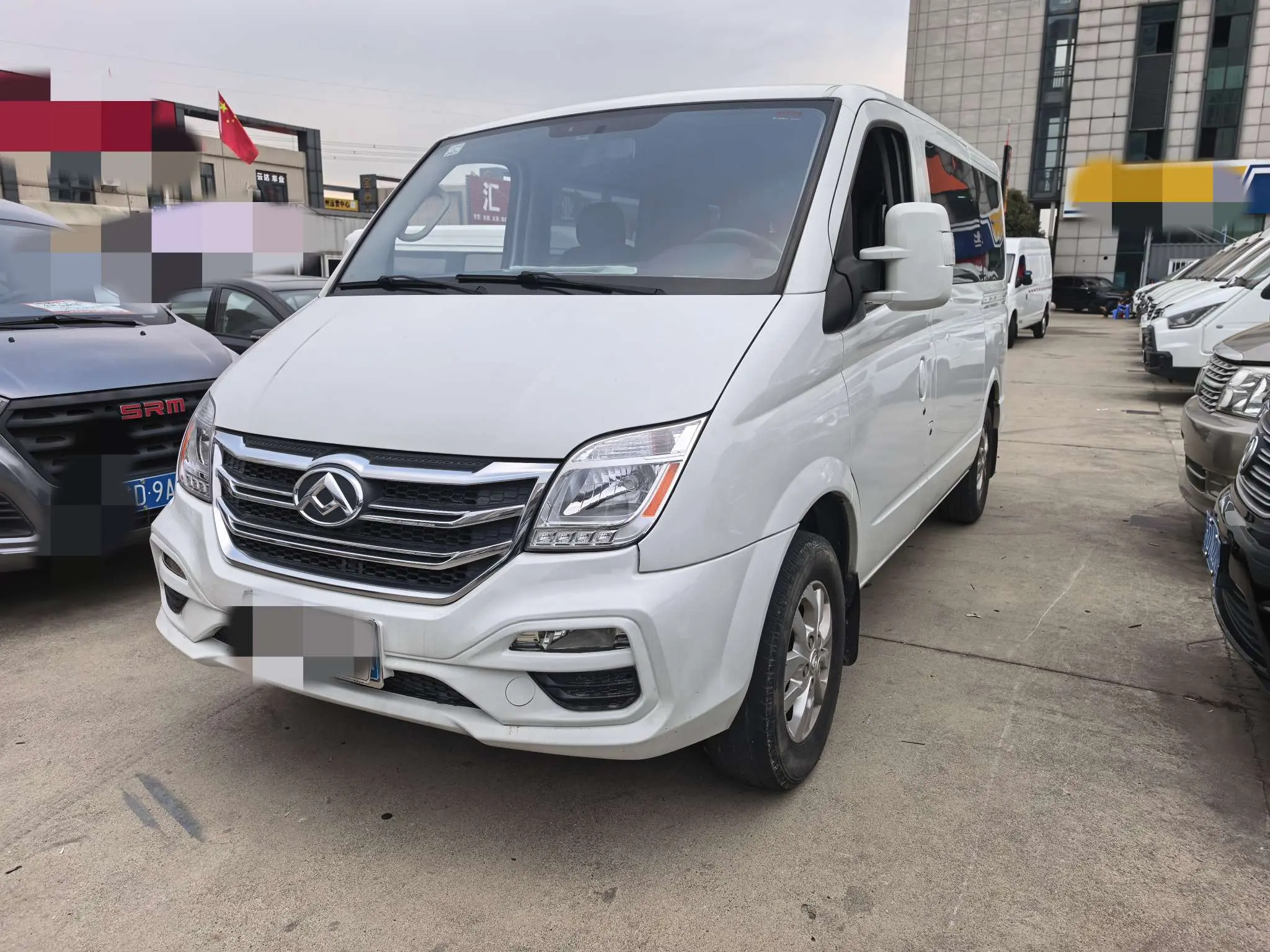 Maxus Xintu V80  из Китая