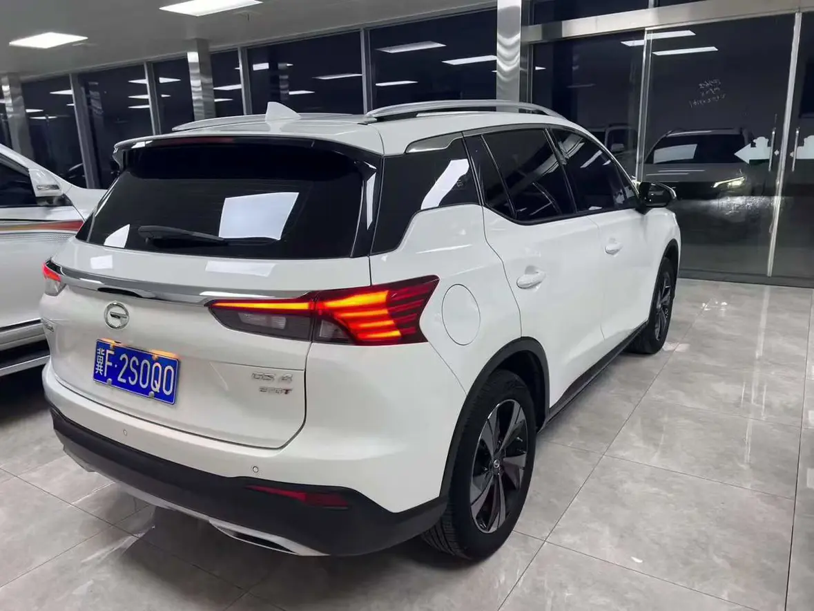 GAC Trumpchi GS4  из Китая