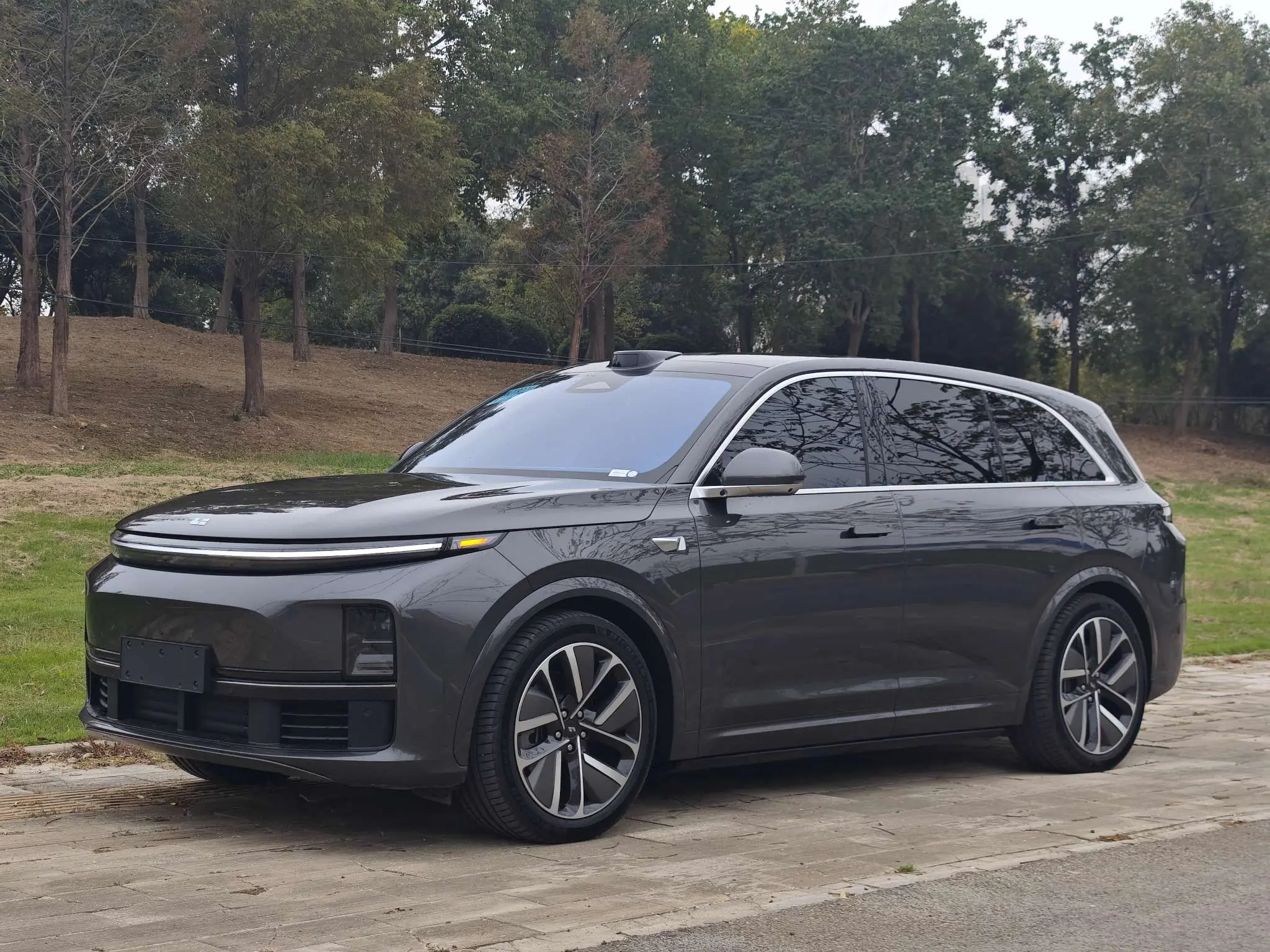 Li L7 (Ideal L7)  из Китая