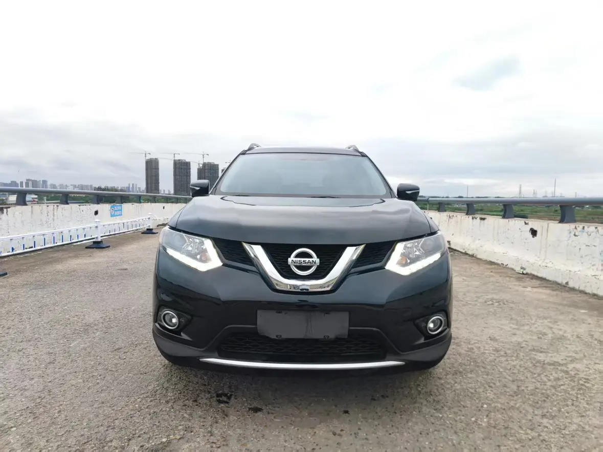 Nissan X-Trail (Qijun)  из Китая