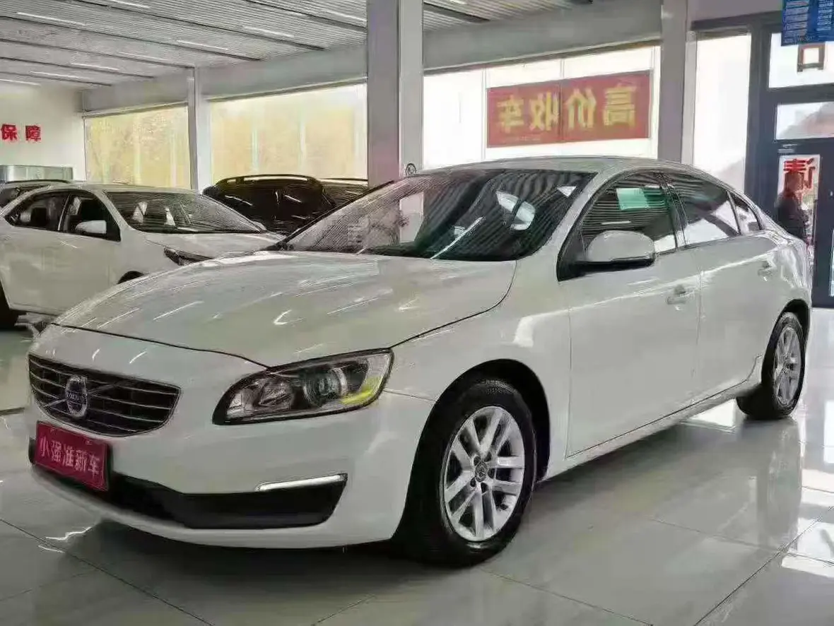 Volvo S60  из Китая