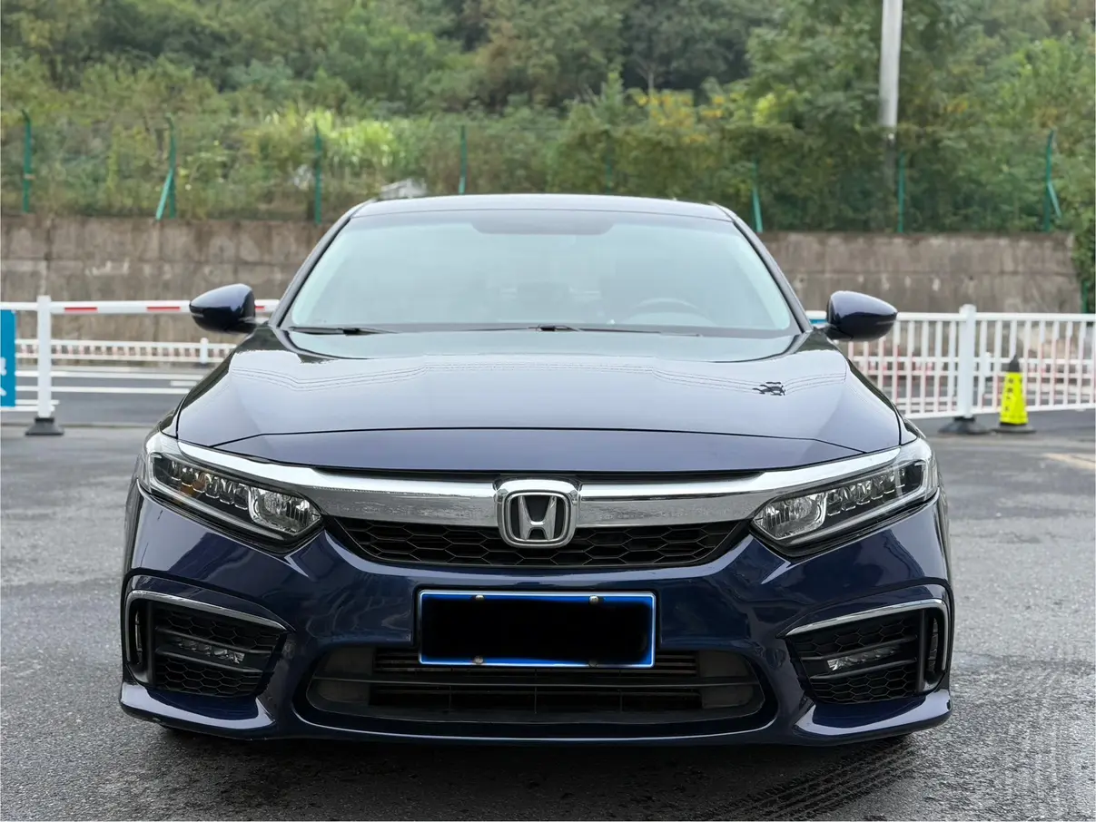 Honda Inspire (Yingshipai)  из Китая