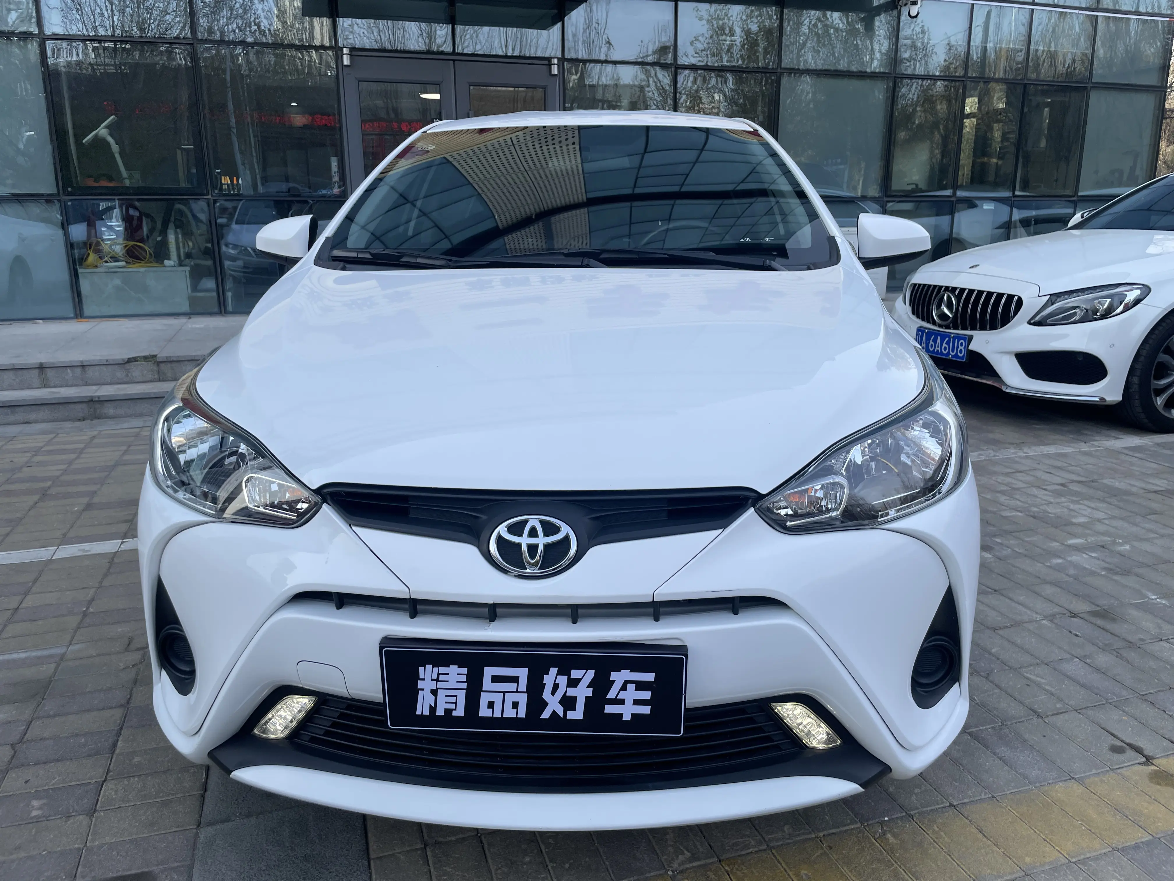 Toyota YARiS L Enjoy  из Китая