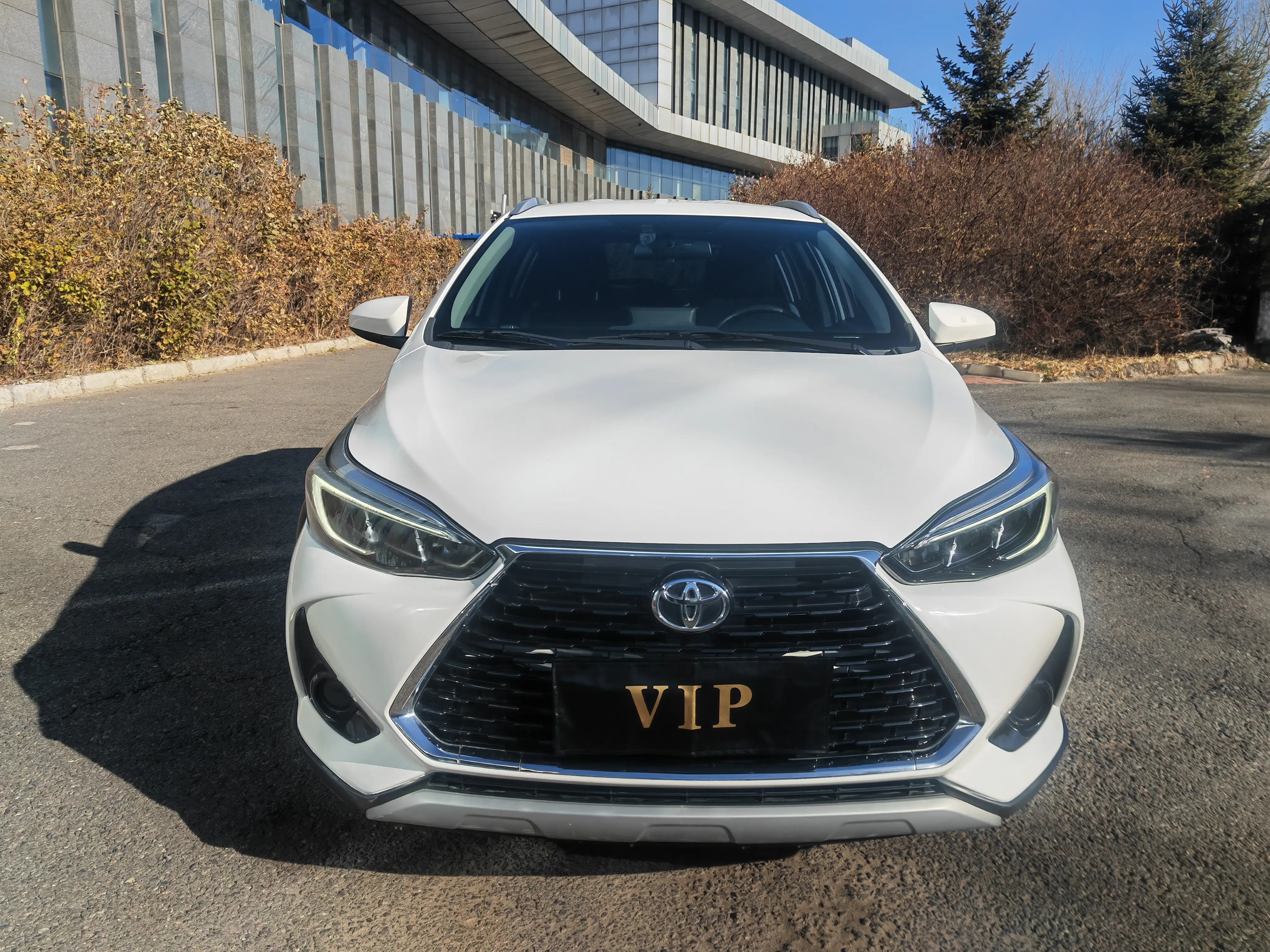 Toyota Yaris L  из Китая