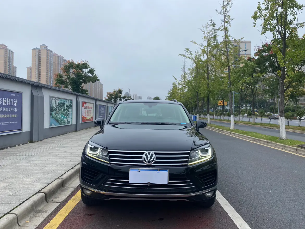 Volkswagen Touareg  из Китая