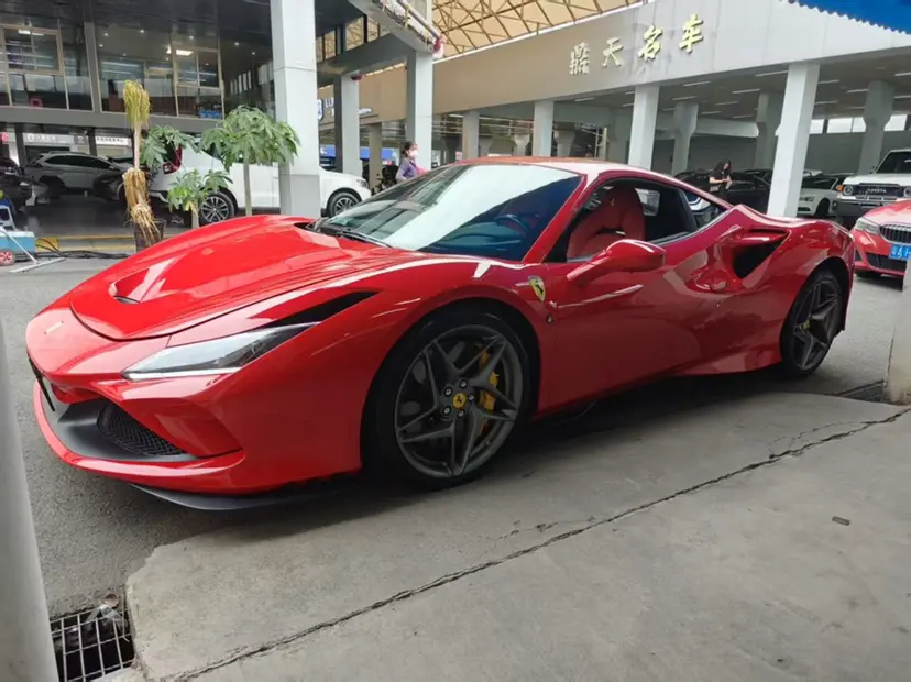 Ferrari F8  из Китая