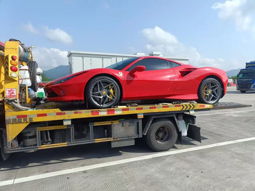 Ferrari F8  из Китая