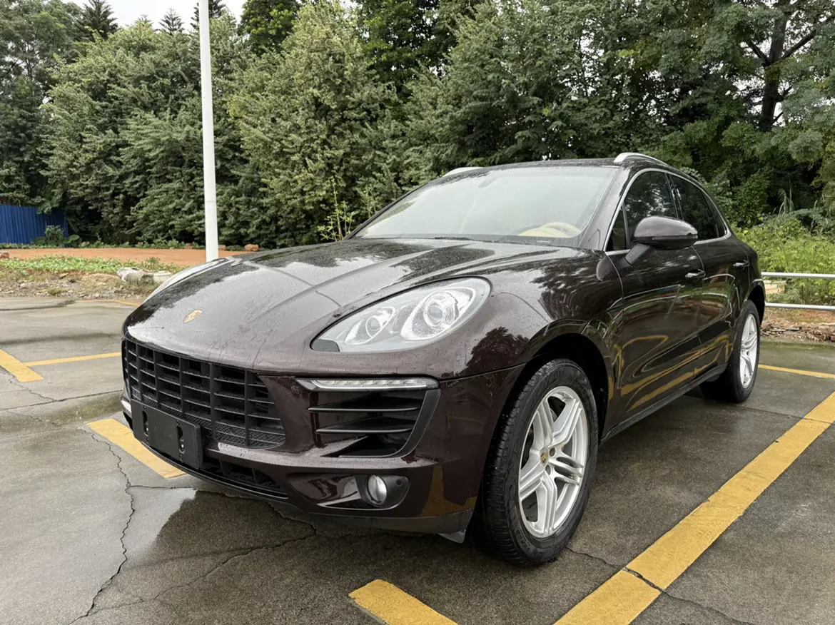 Porsche Macan  из Китая