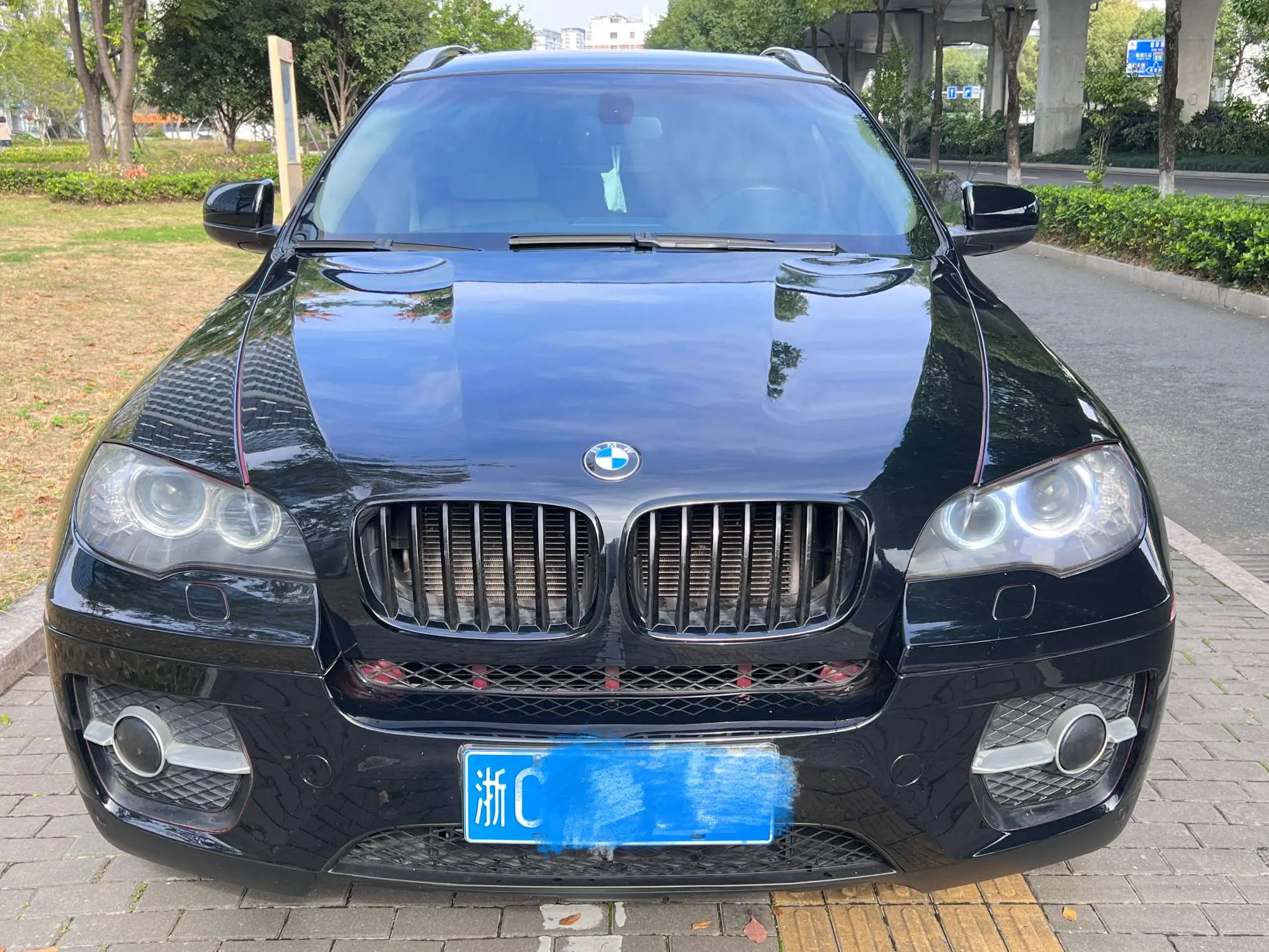 BMW X6  из Китая