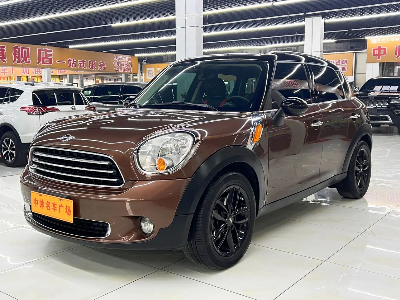 MINI COUNTRYMAN  из Китая