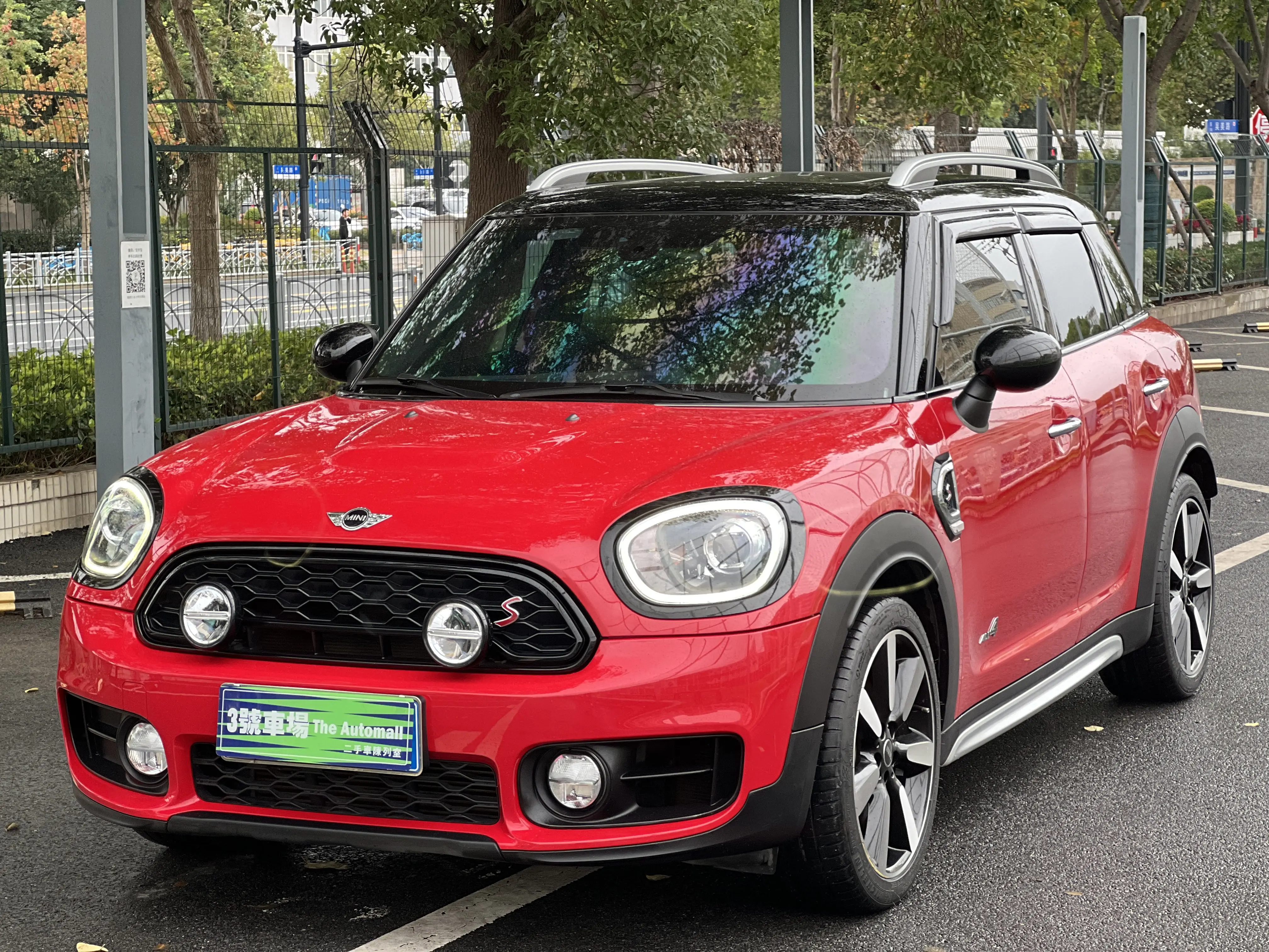 MINI COUNTRYMAN
