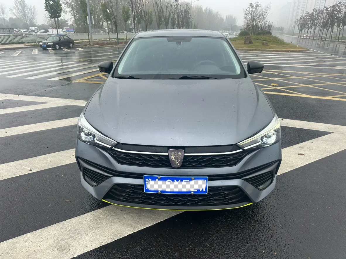 Roewe i5  из Китая