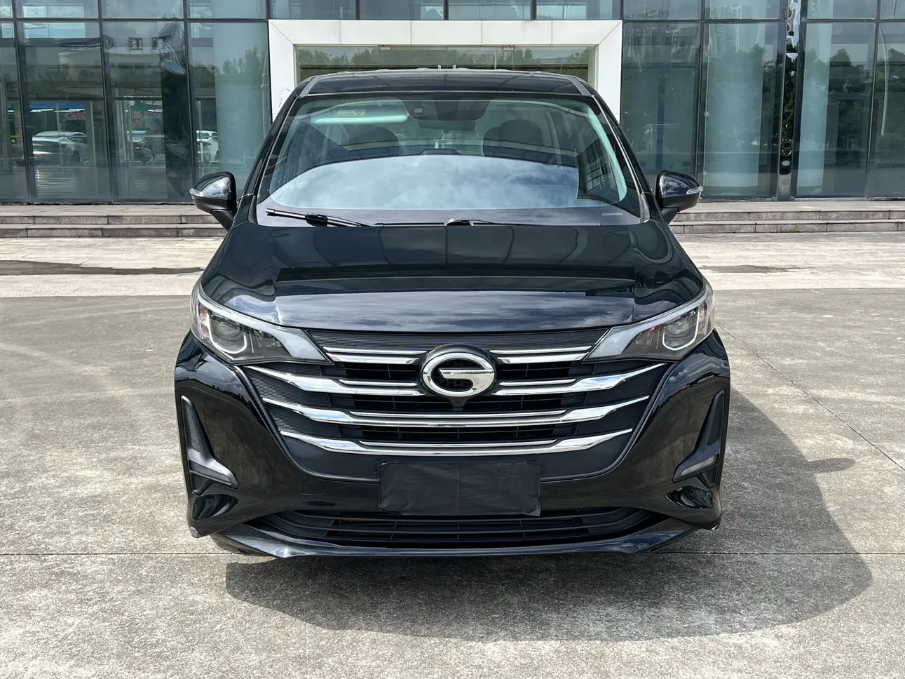 GAC Trumpchi M6  из Китая